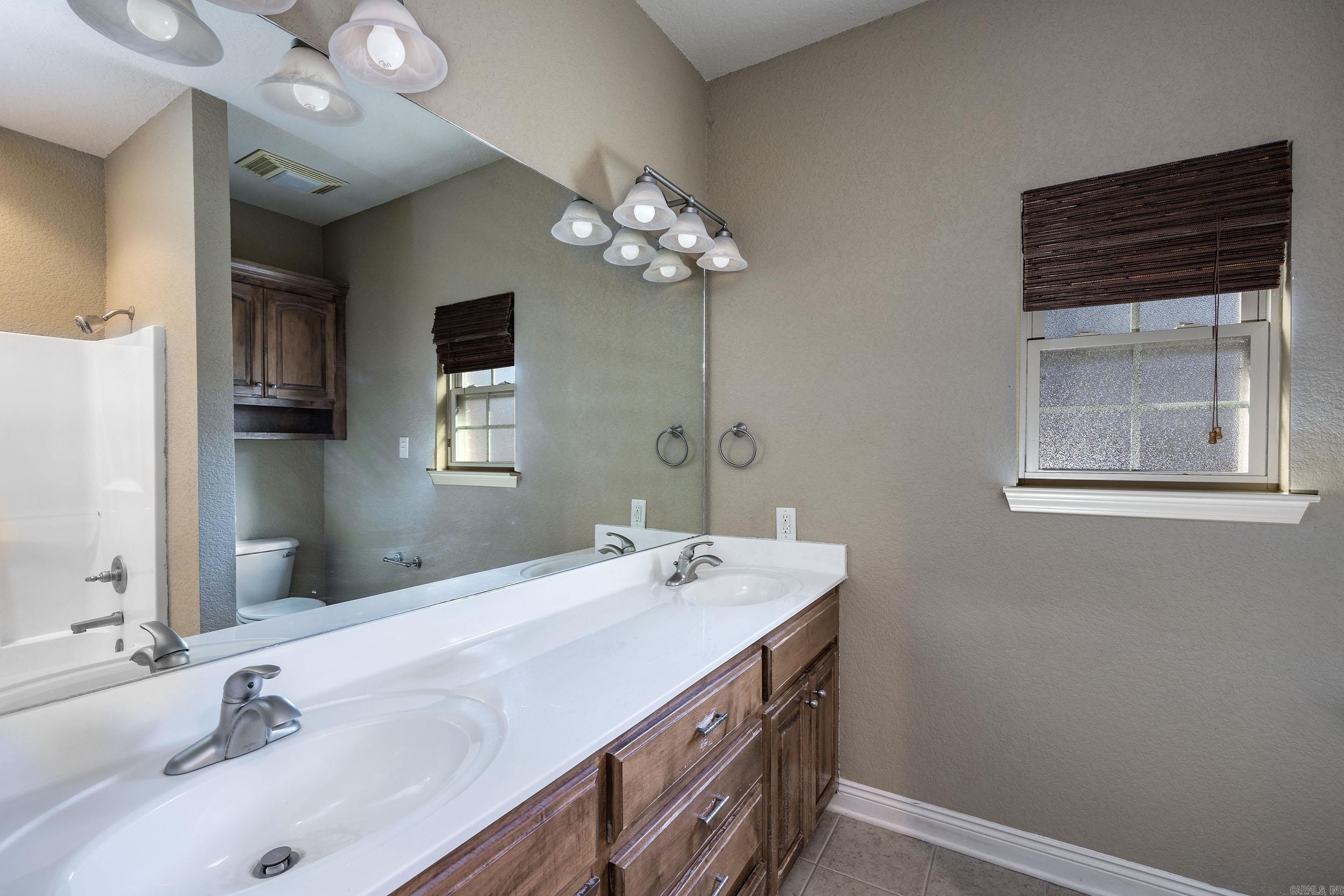 HURRICANE LAKE EST - Residential