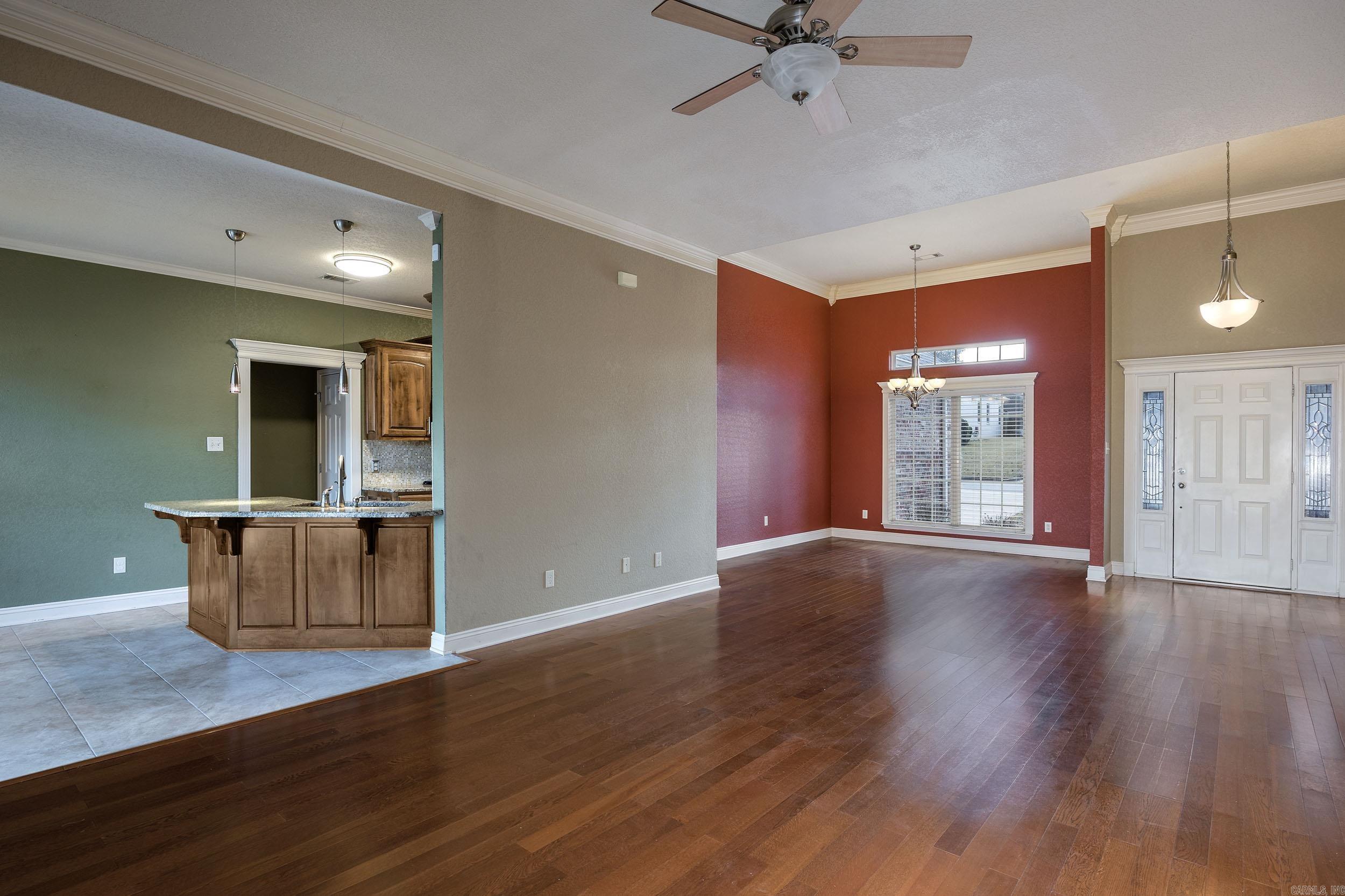 HURRICANE LAKE EST - Residential