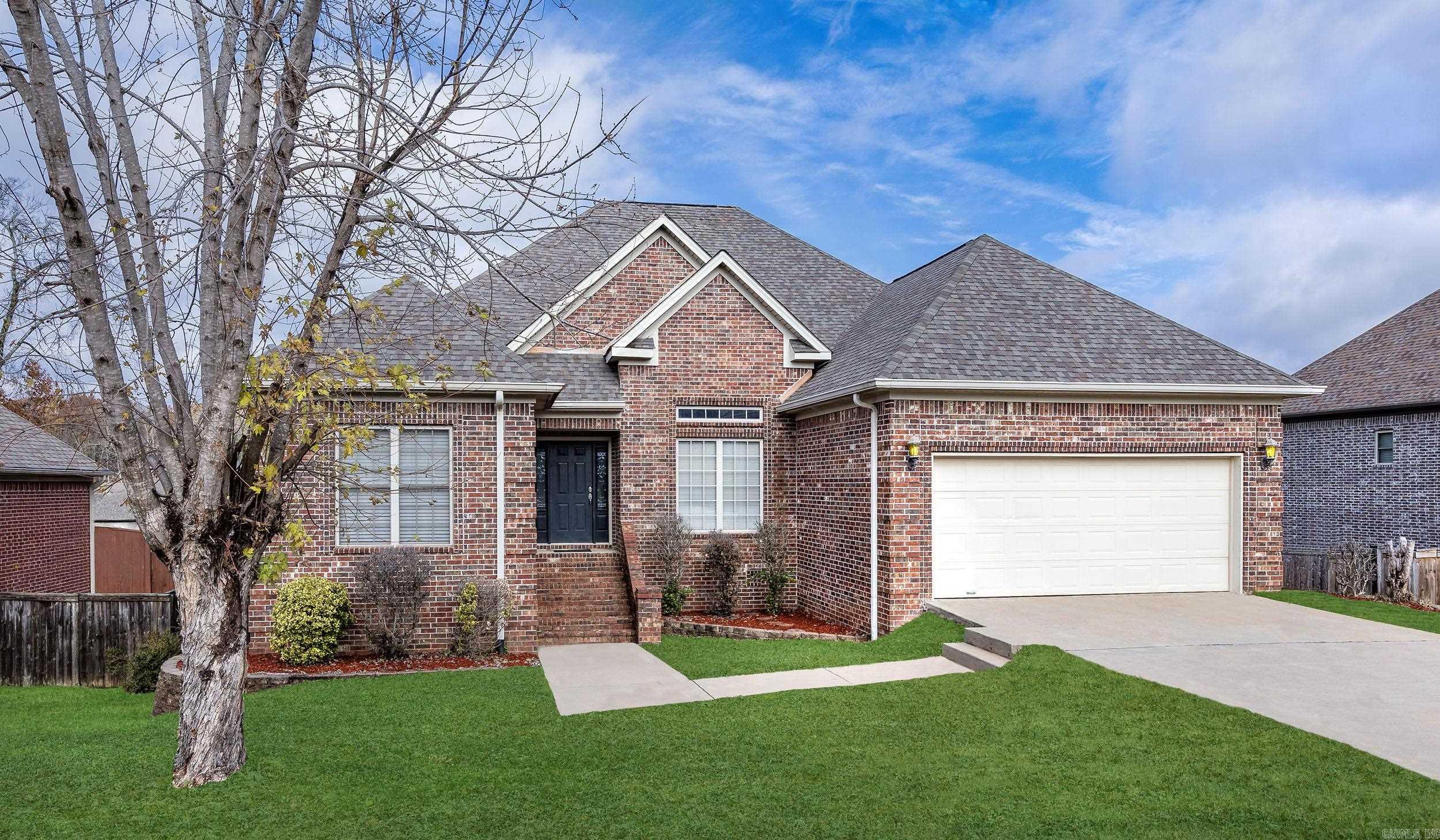 HURRICANE LAKE EST - Residential