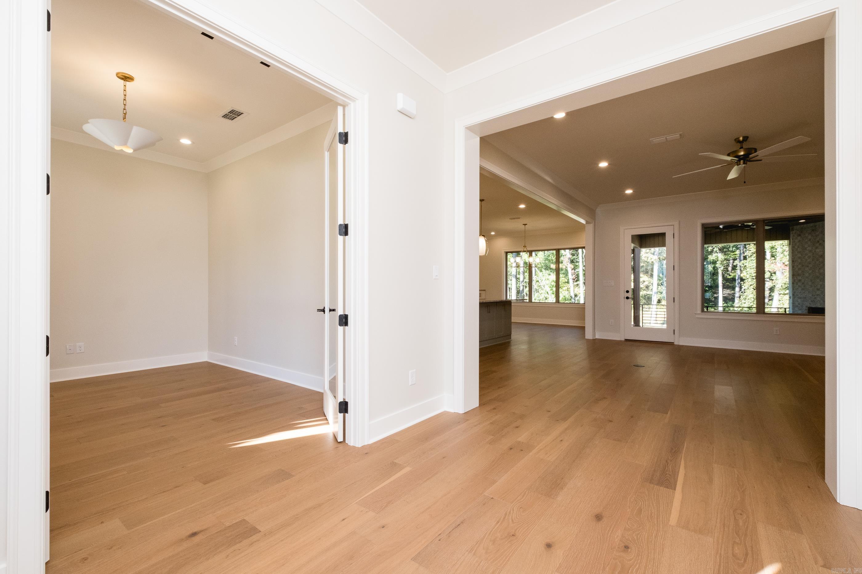 BEAR DEN ESTATES - Residential