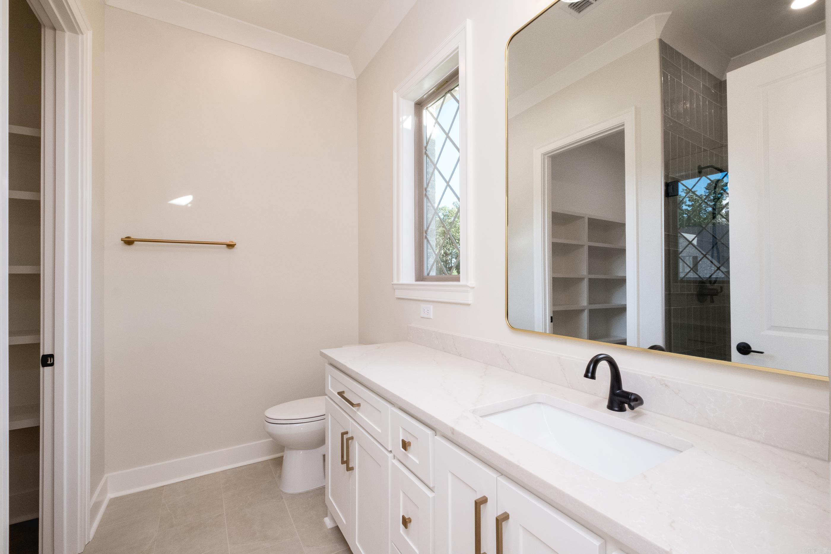 BEAR DEN ESTATES - Residential