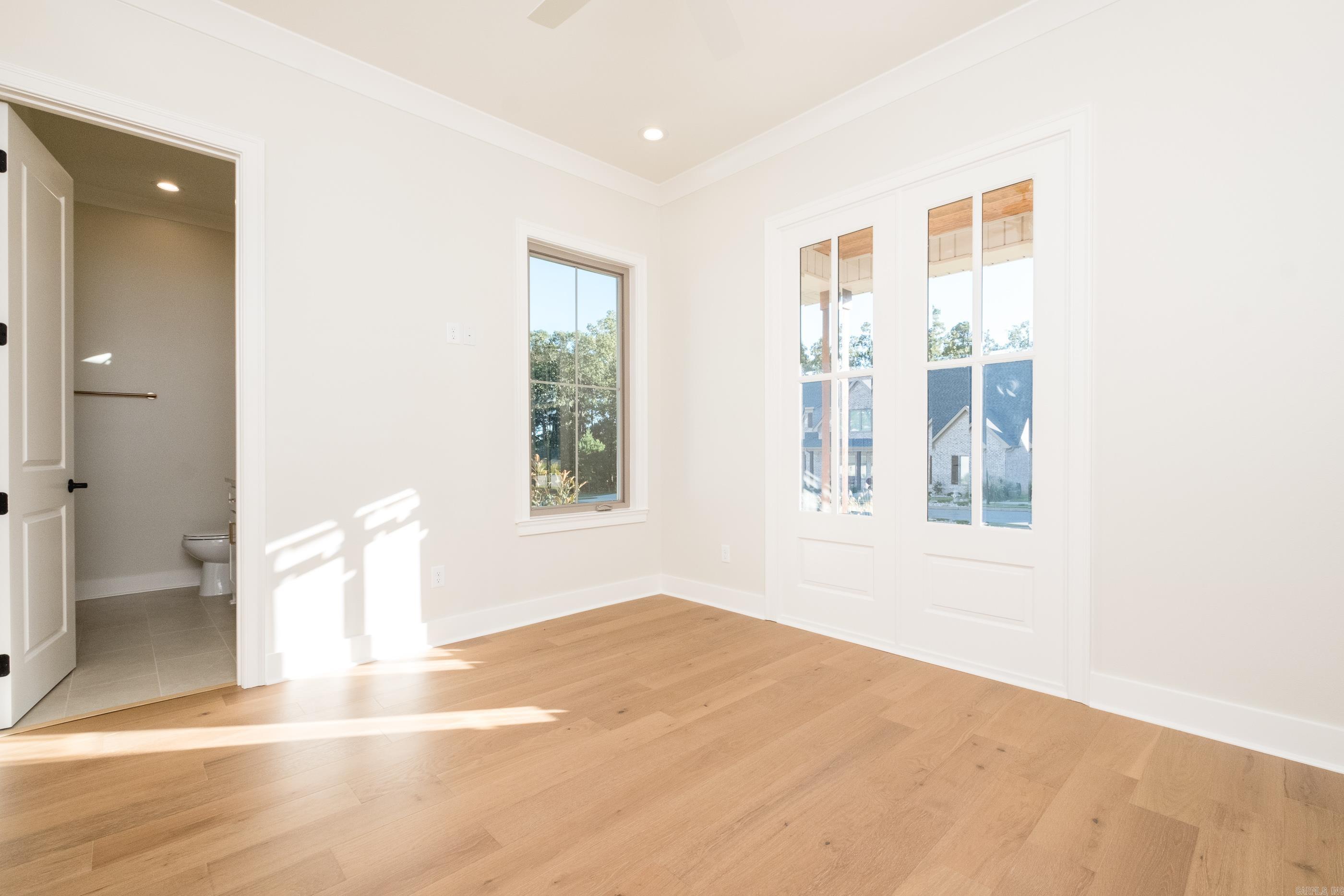 BEAR DEN ESTATES - Residential