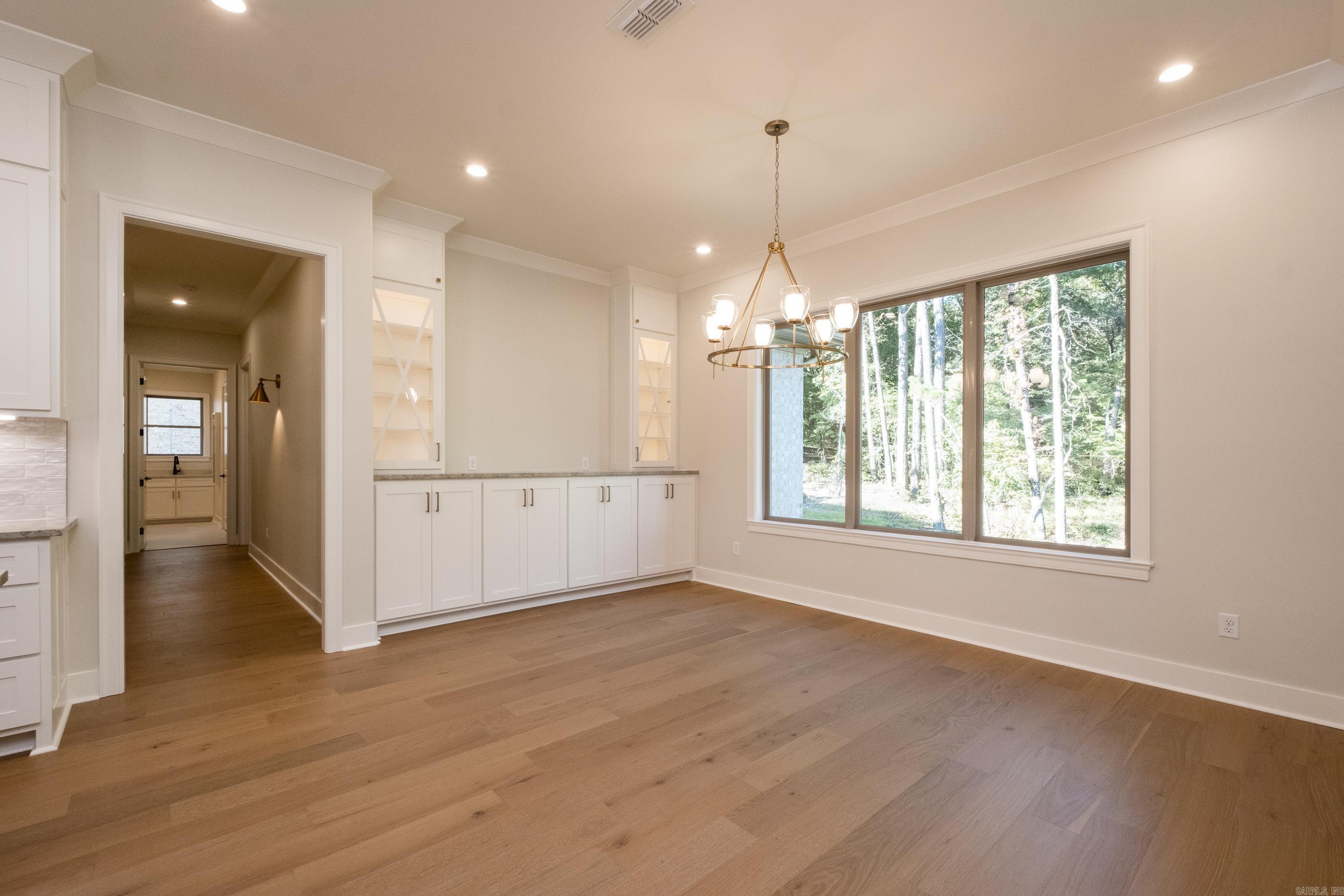 BEAR DEN ESTATES - Residential