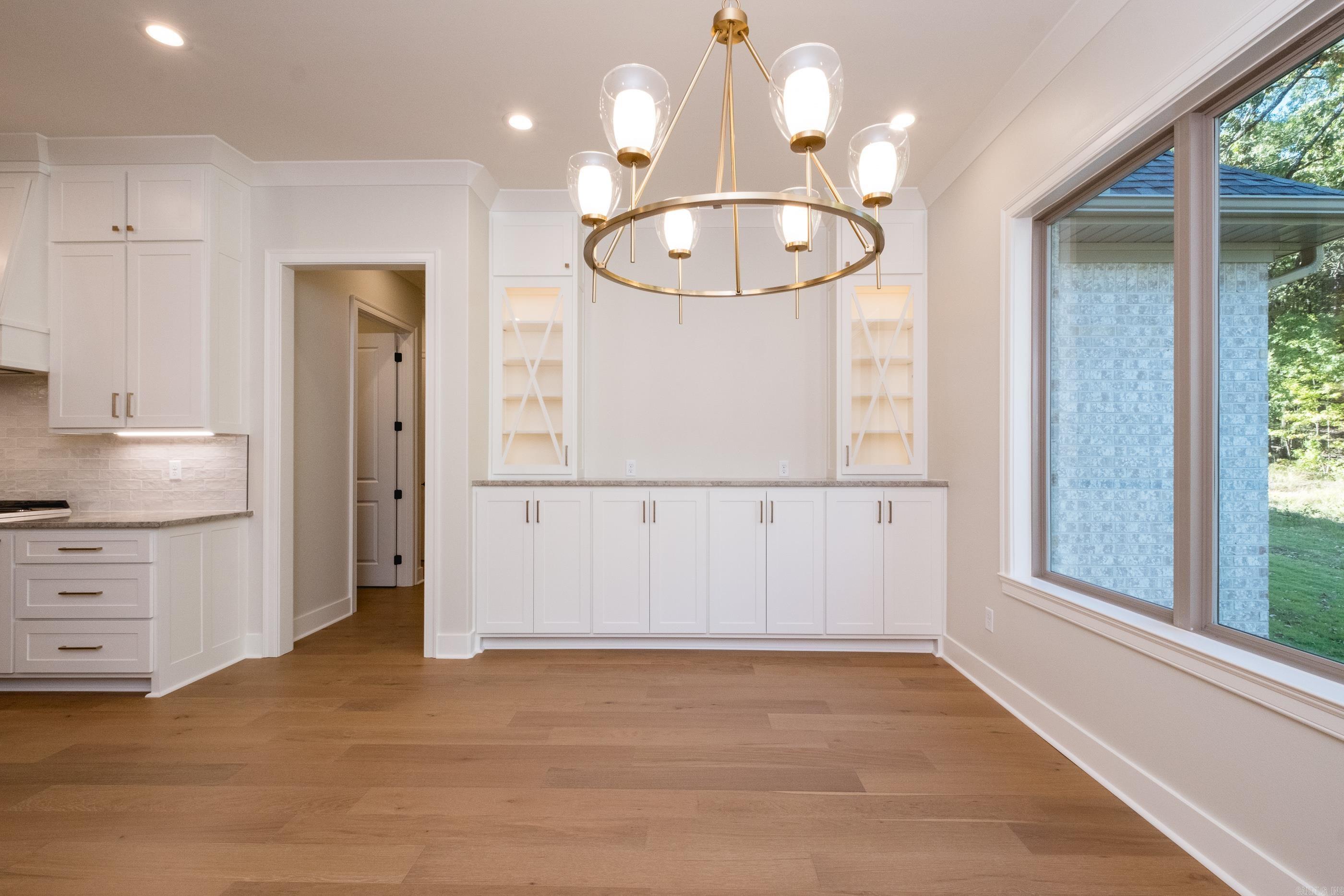 BEAR DEN ESTATES - Residential
