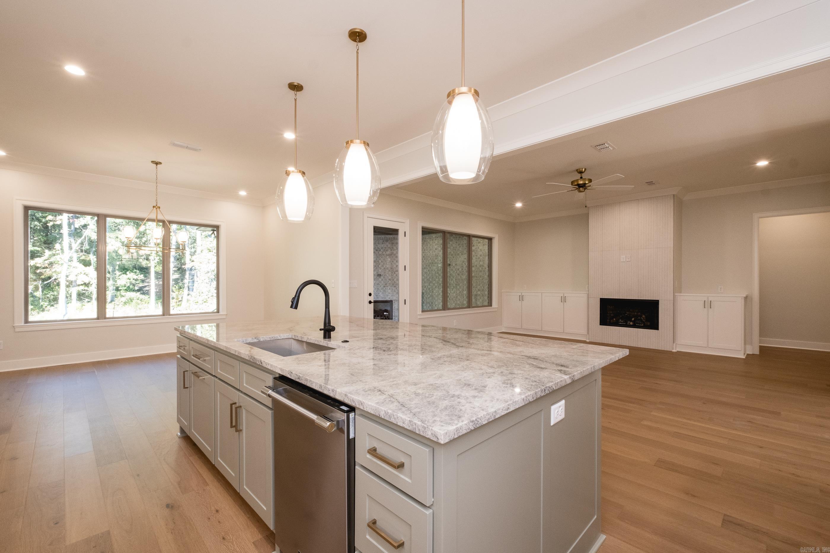 BEAR DEN ESTATES - Residential