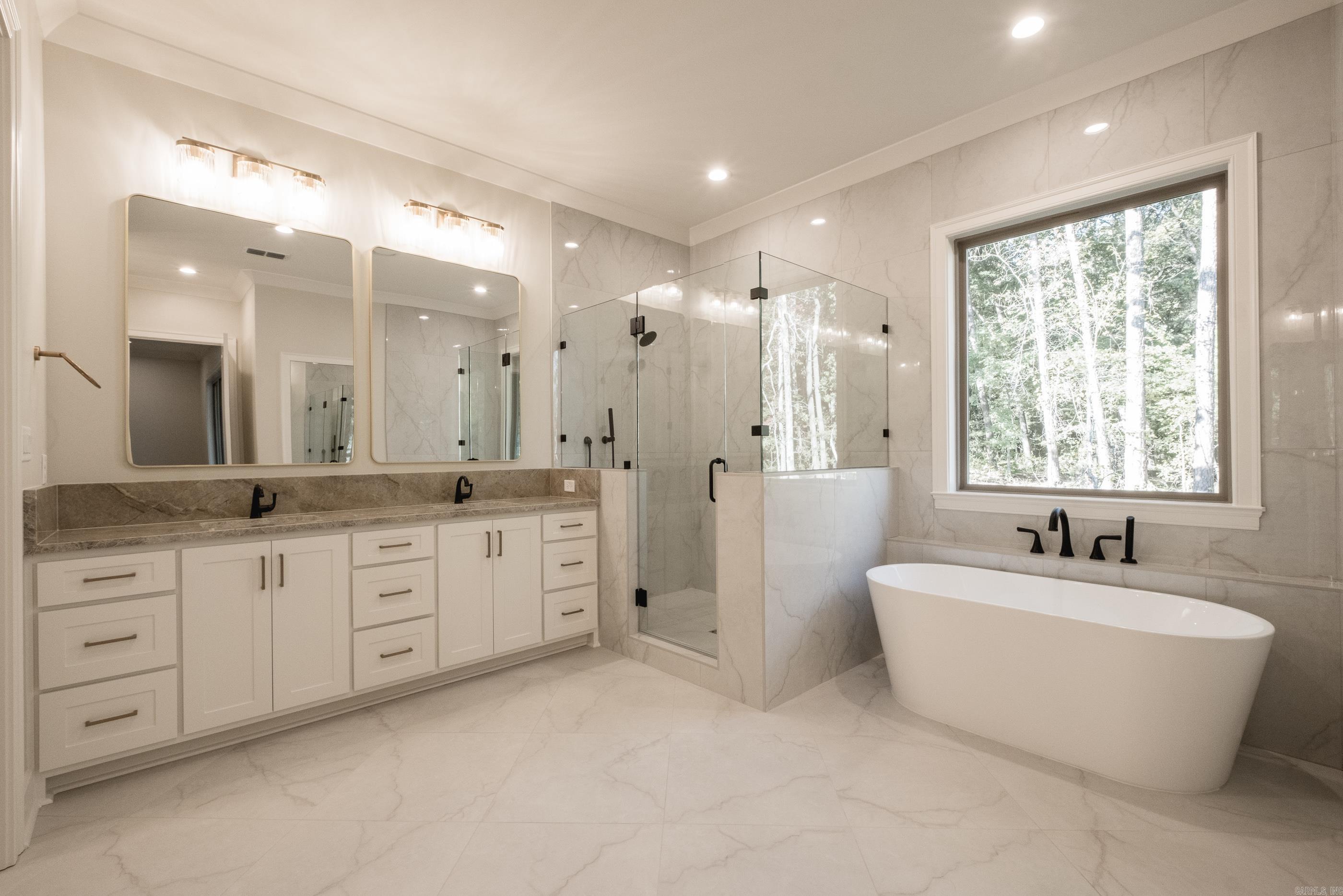 BEAR DEN ESTATES - Residential