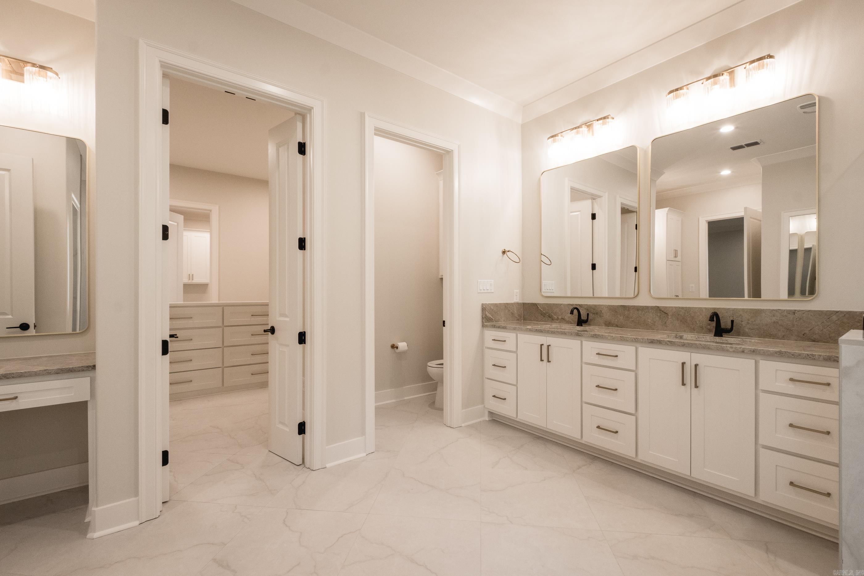 BEAR DEN ESTATES - Residential