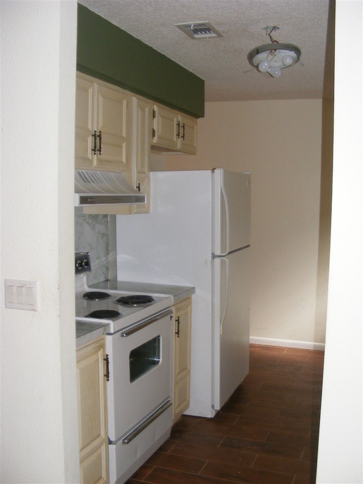 Gerona - Residential