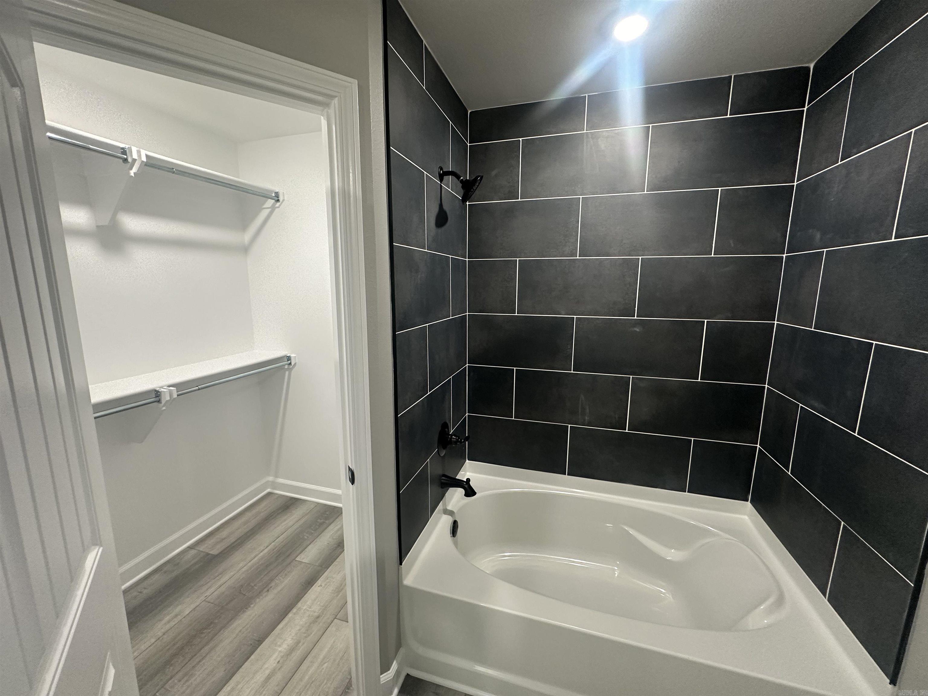 MAGNOLIA ESTATES - Residential