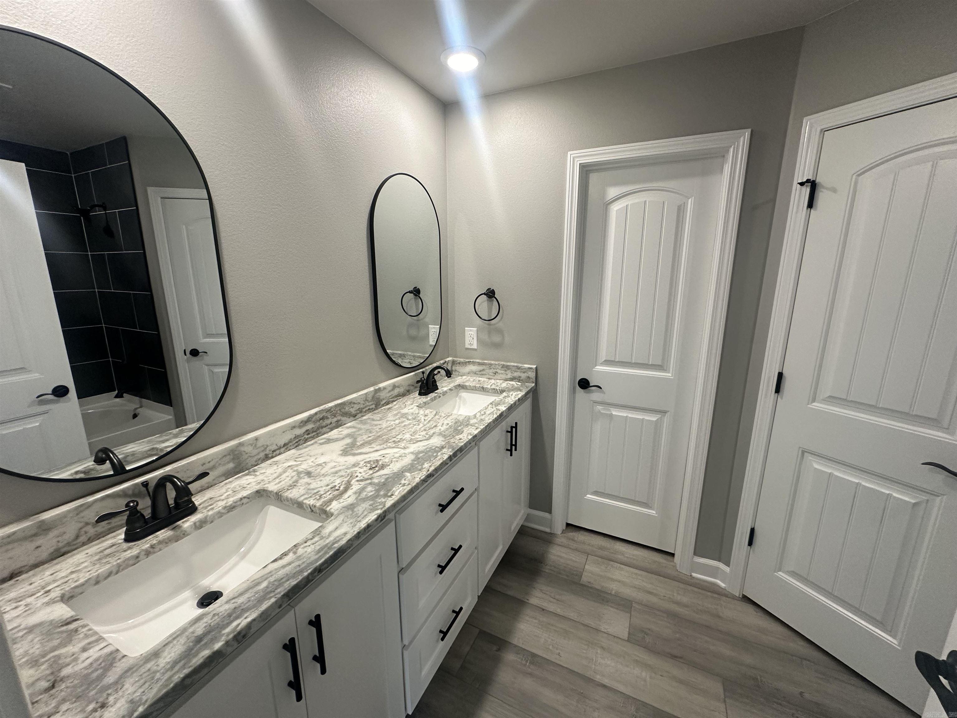 MAGNOLIA ESTATES - Residential