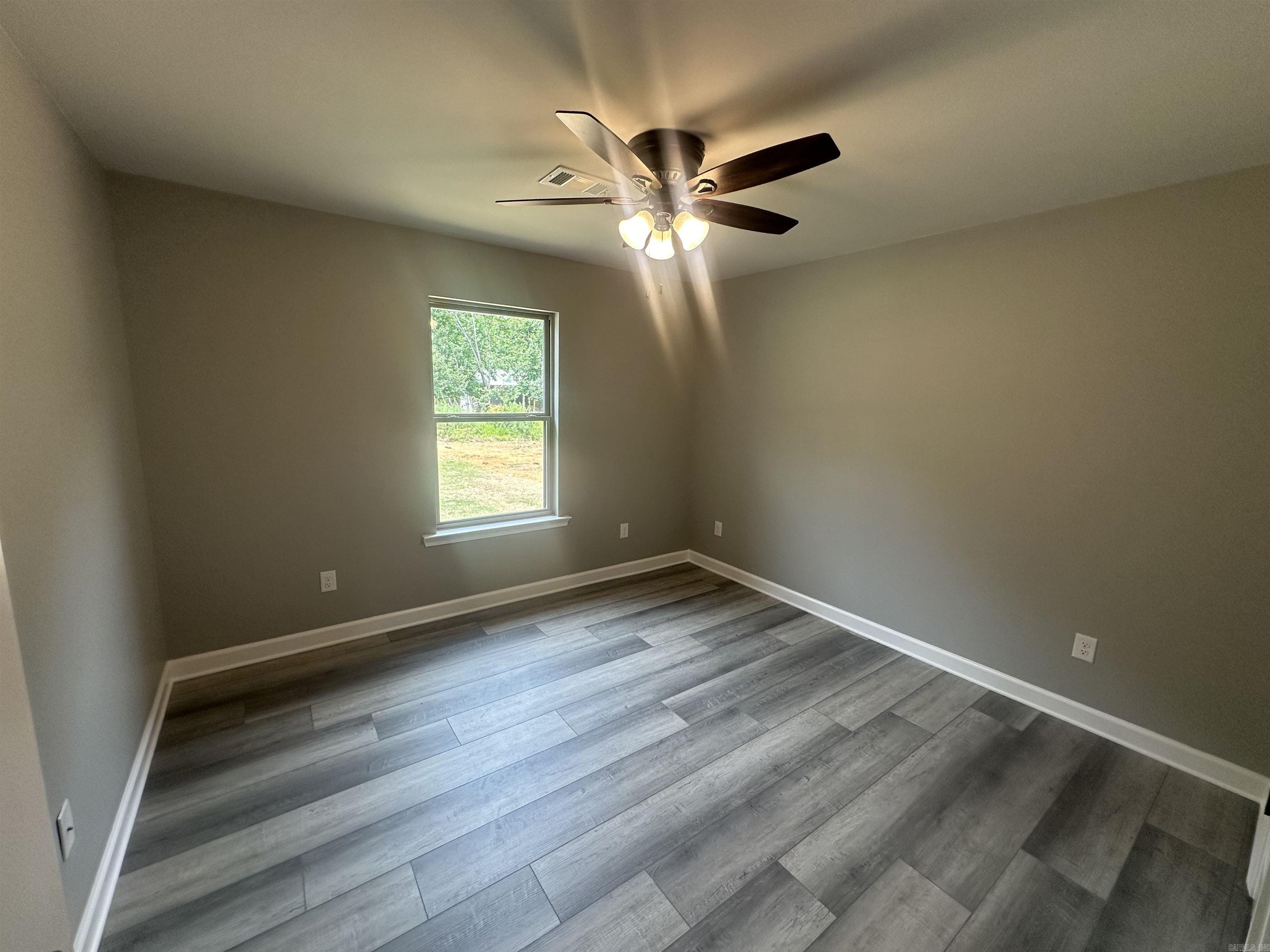 MAGNOLIA ESTATES - Residential