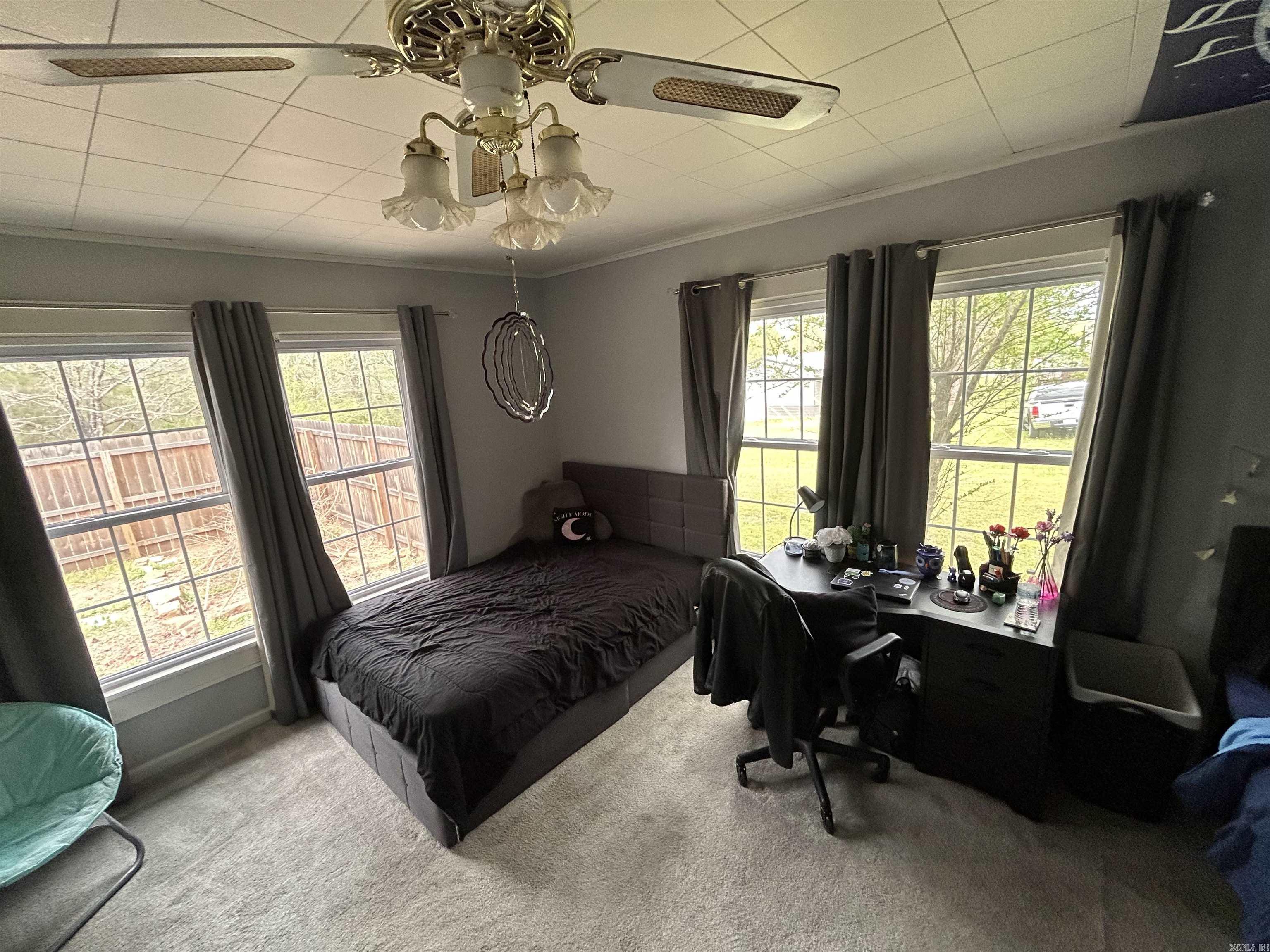 CLINTON ORIGINAL - Residential