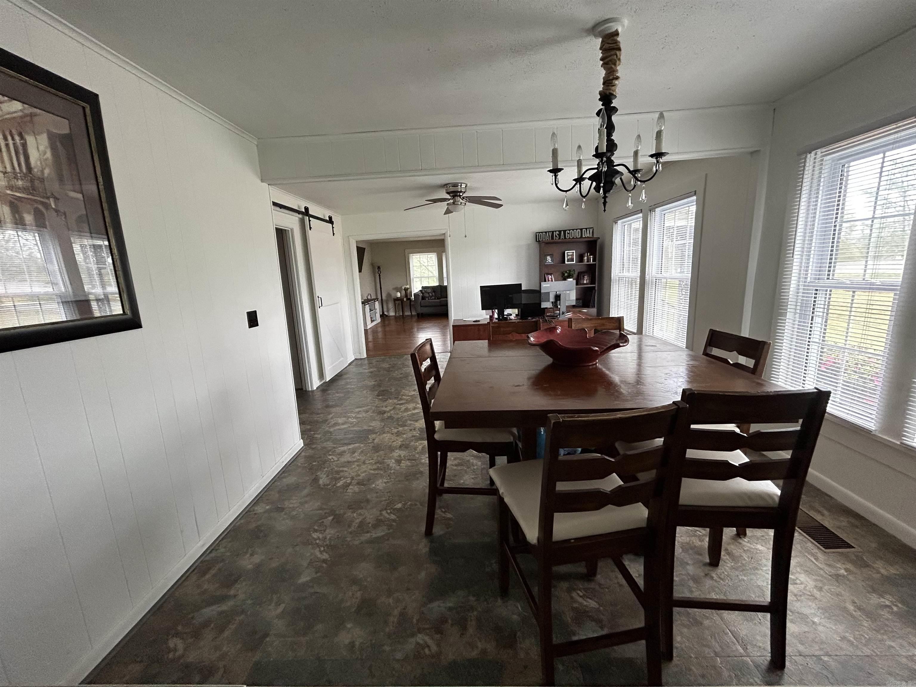 CLINTON ORIGINAL - Residential