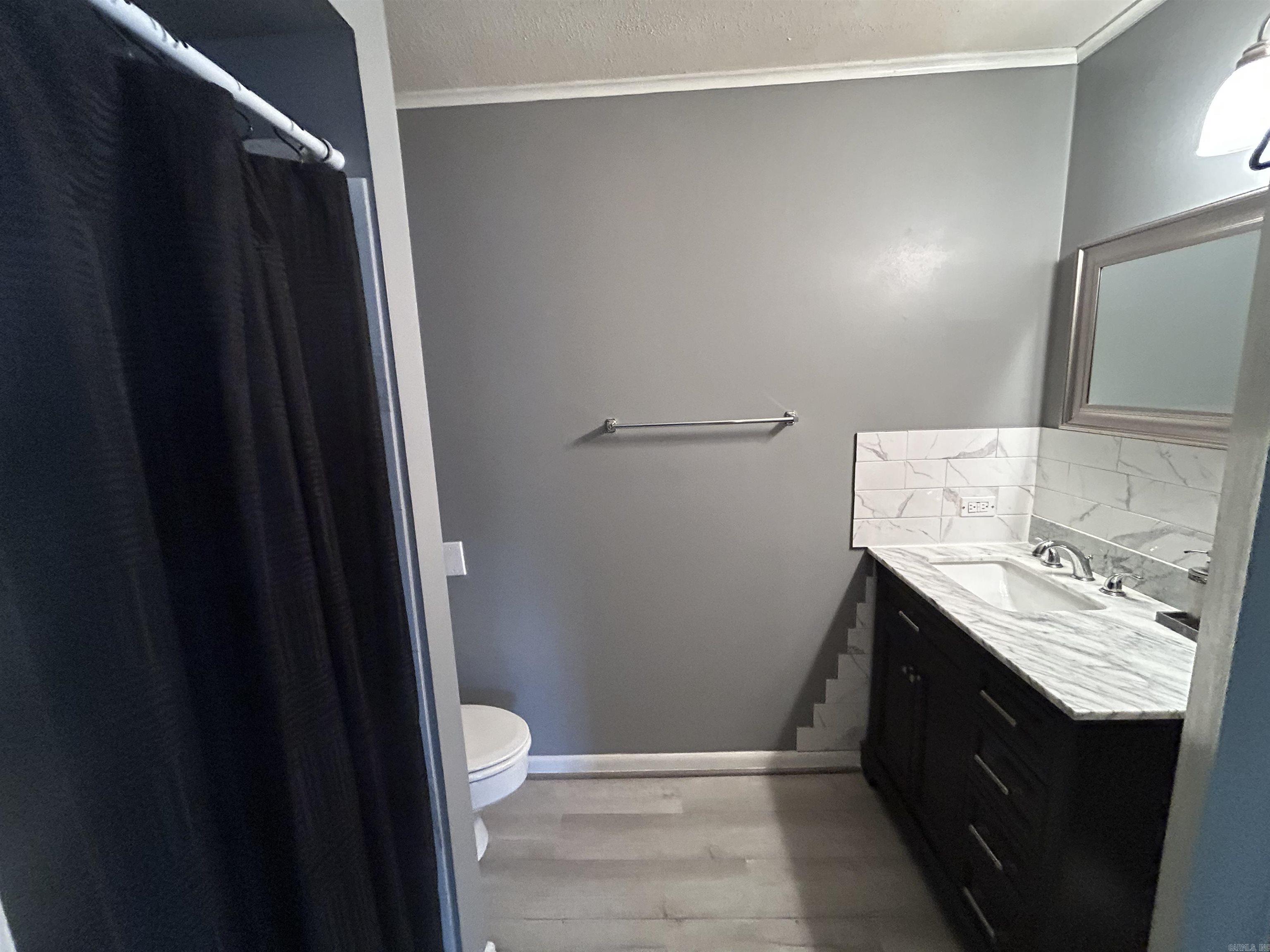 CLINTON ORIGINAL - Residential