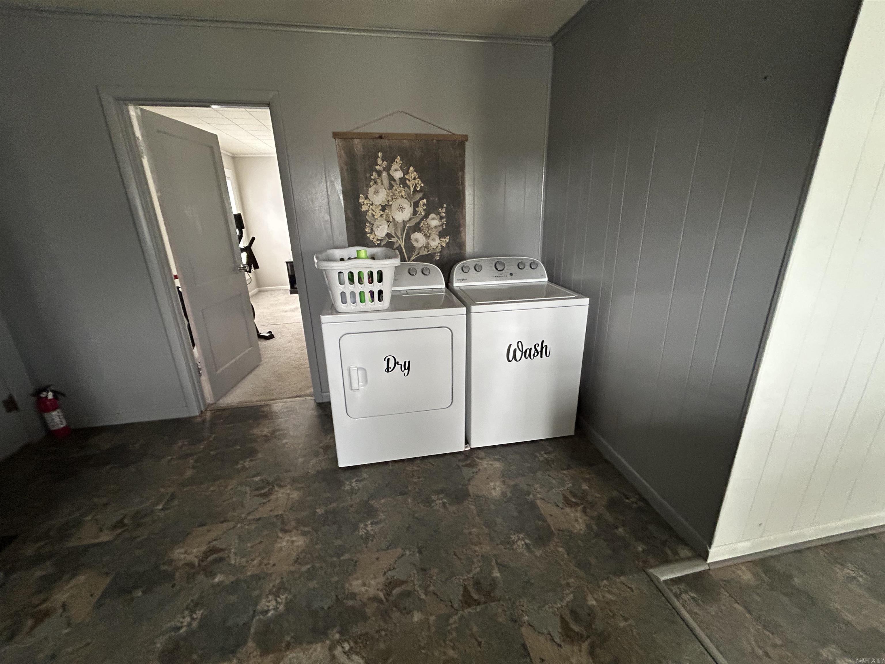 CLINTON ORIGINAL - Residential