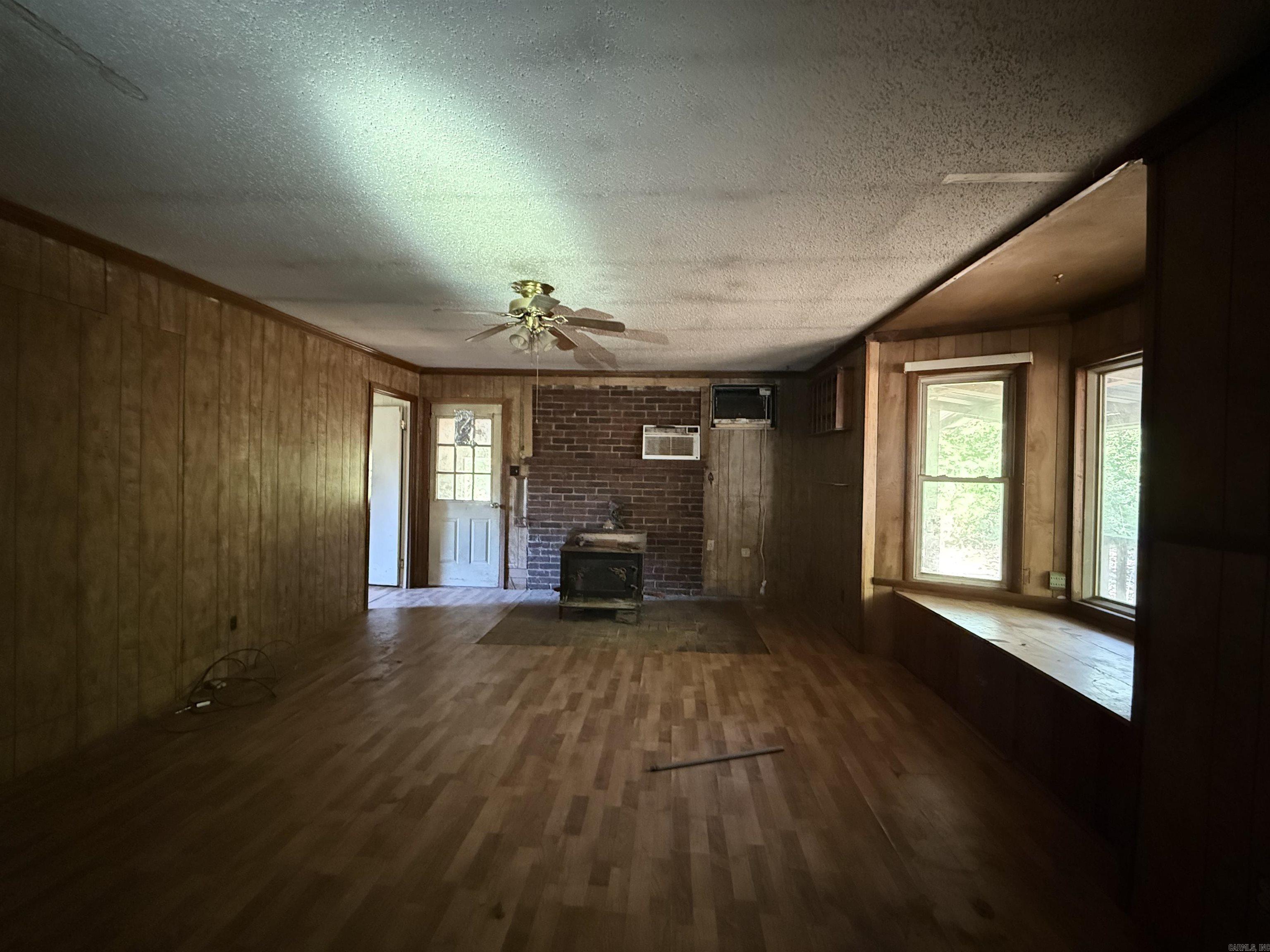 INDIAN HILLS 1ST - Residential