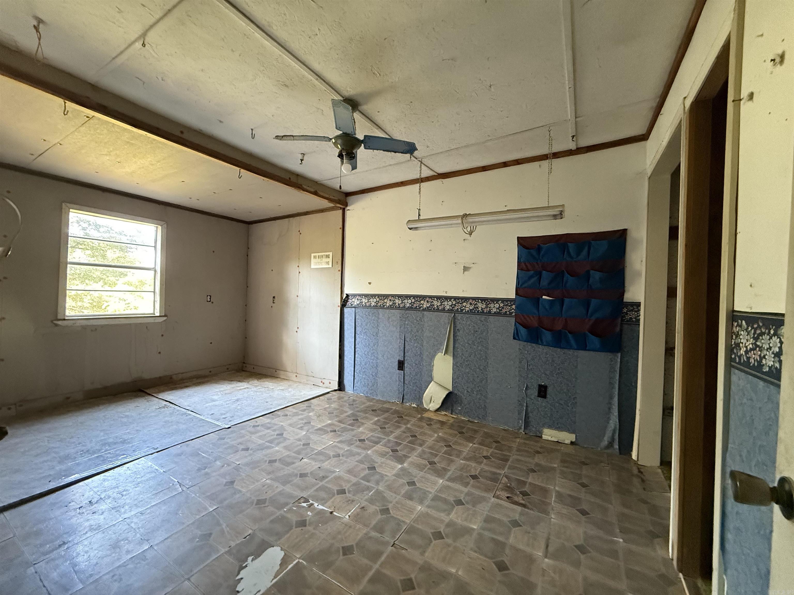 INDIAN HILLS 1ST - Residential