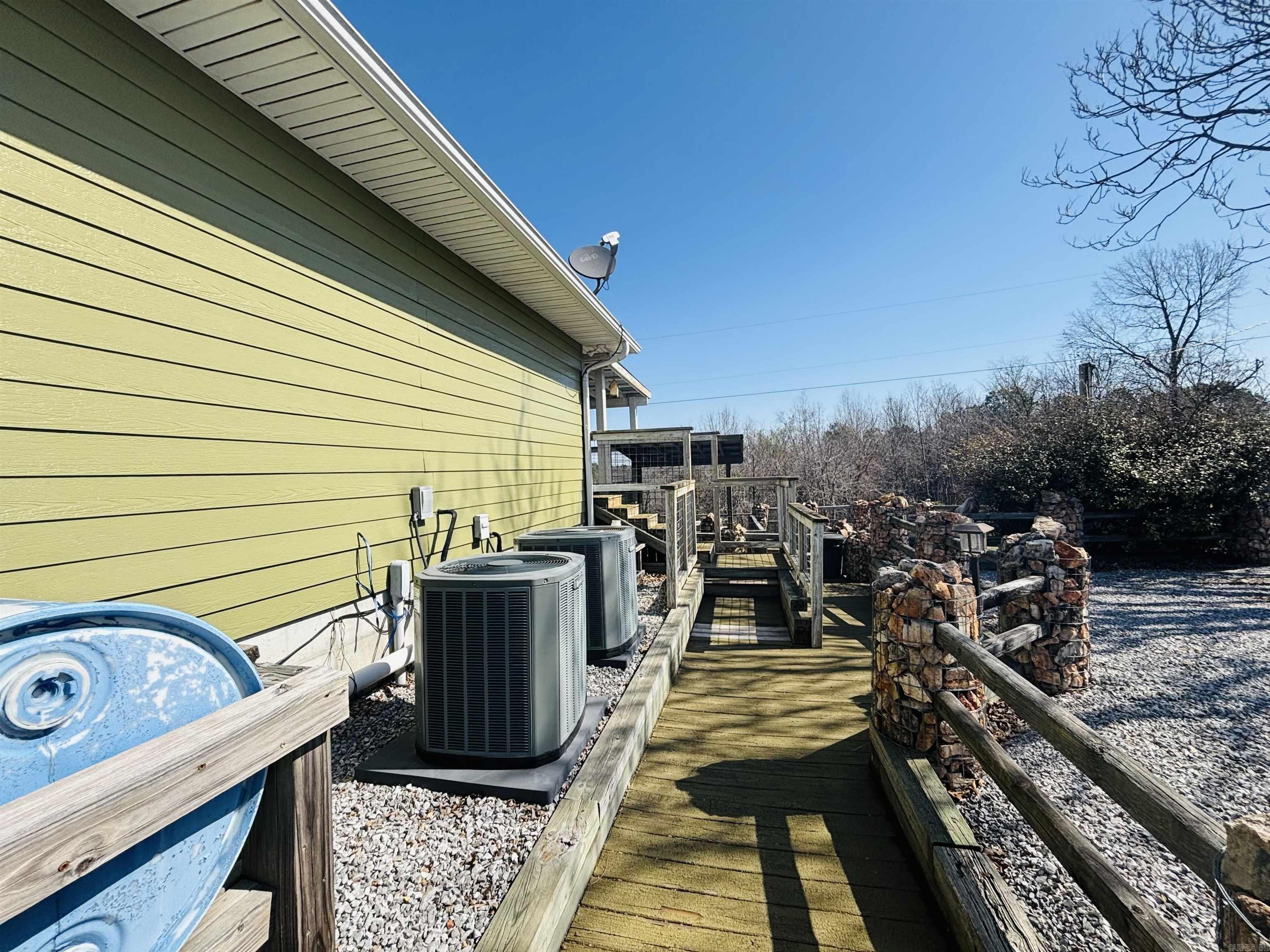 SUNSET RIDGE ESTATES - Residential