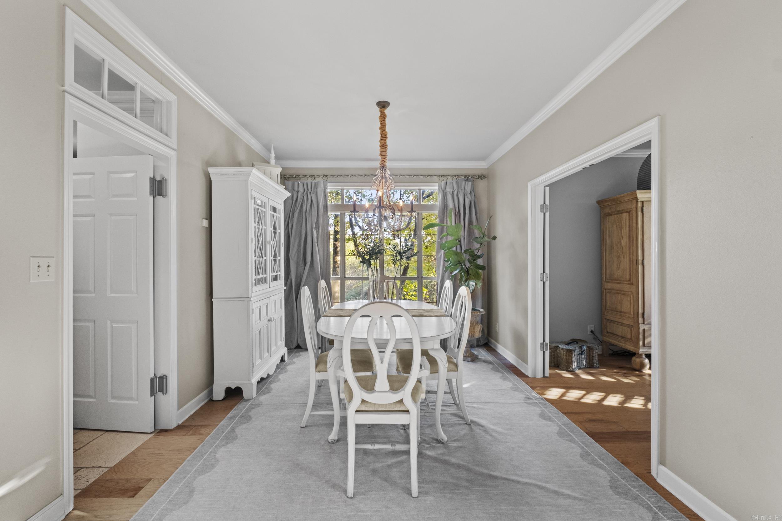 RIVER OAKS - Residential