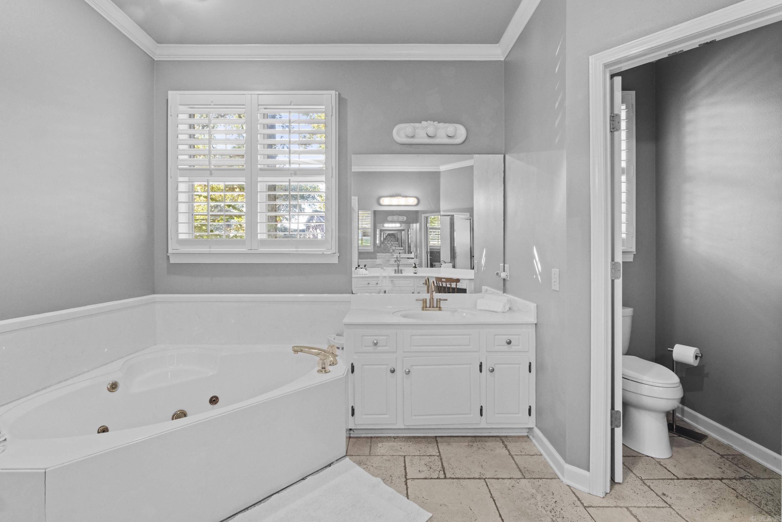 RIVER OAKS - Residential