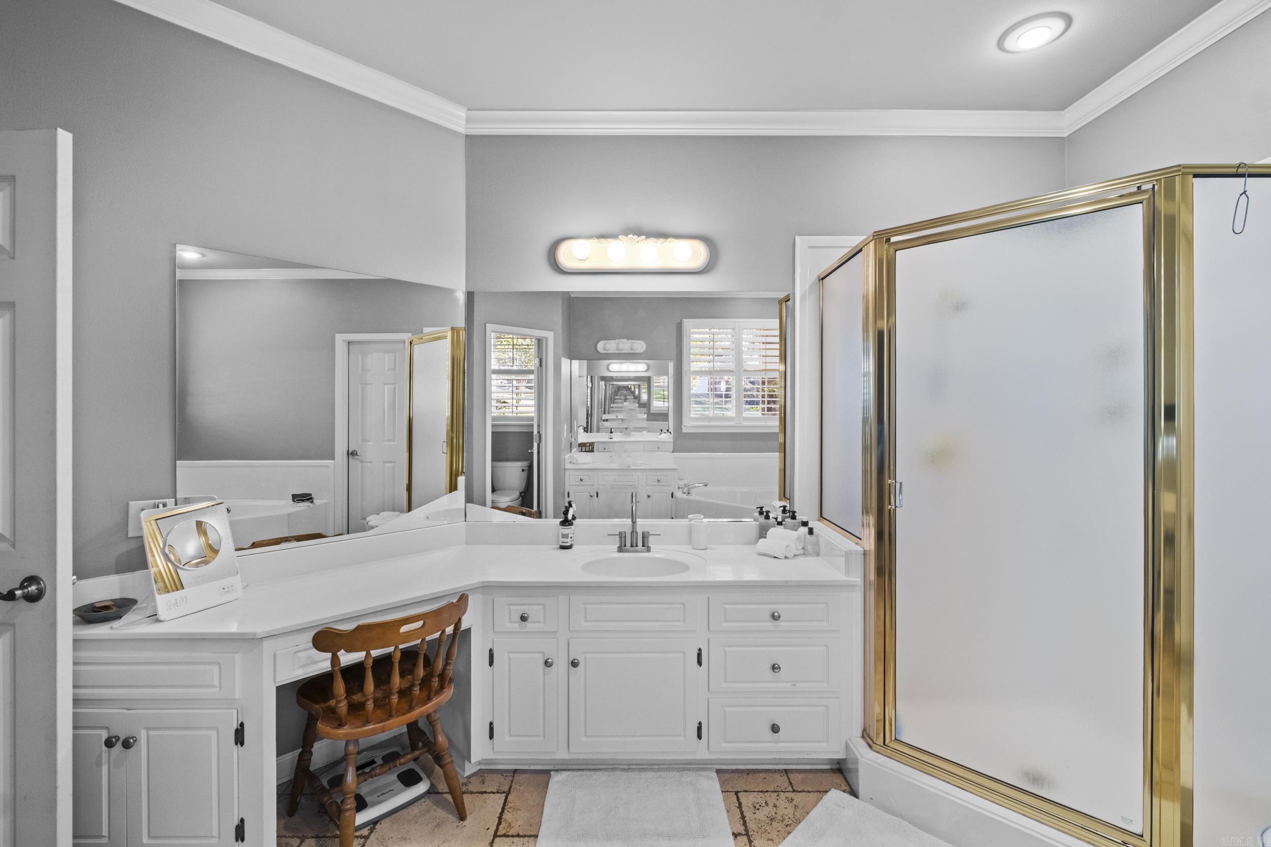 RIVER OAKS - Residential