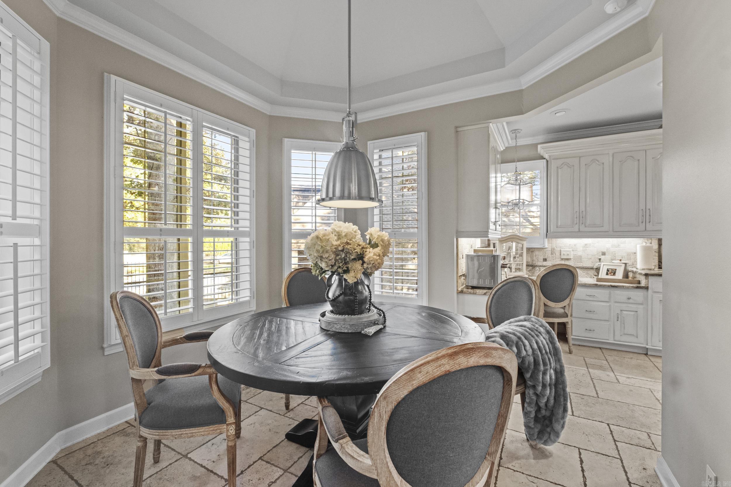 RIVER OAKS - Residential