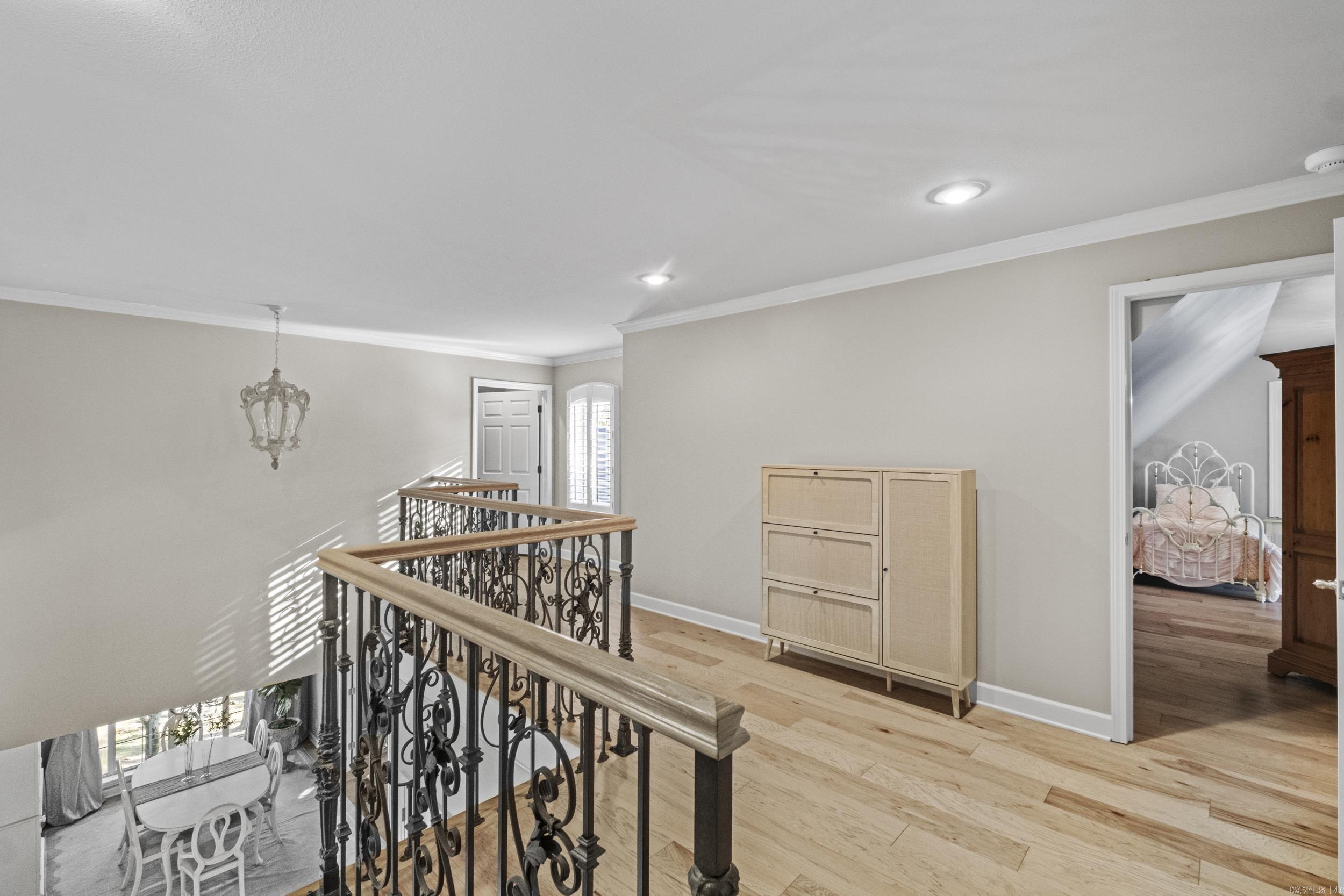 RIVER OAKS - Residential