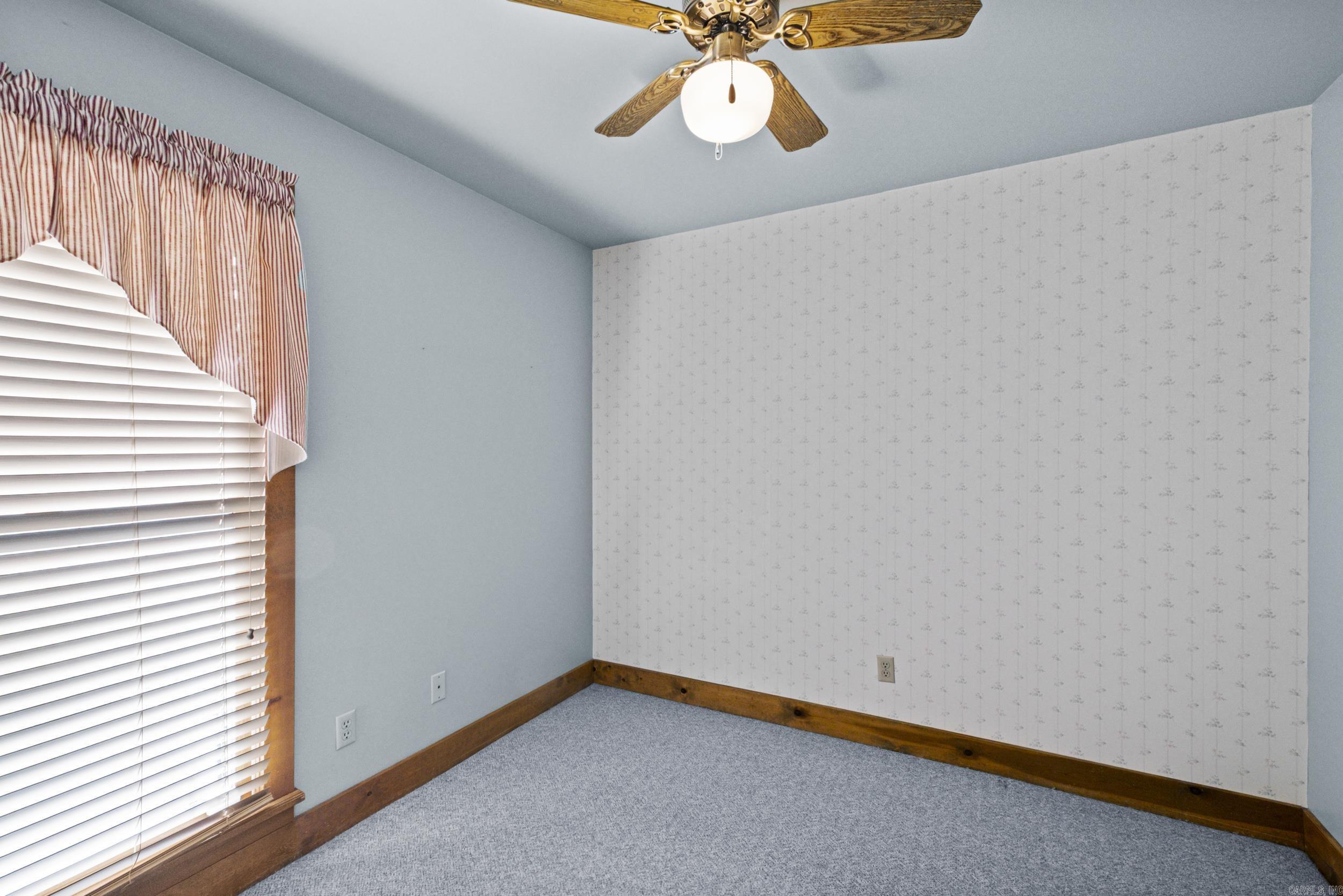 NORTH POINT GLENN ADDN - Residential