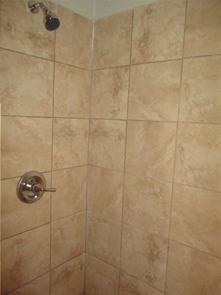 Country Club Park - Residential Lease