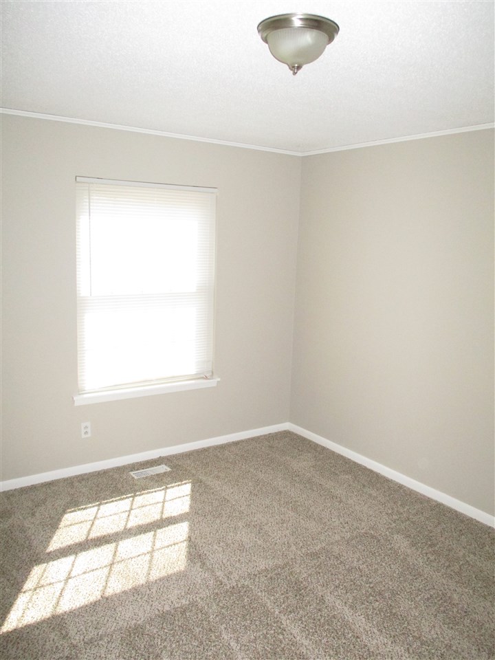 Country Club Park - Residential Lease