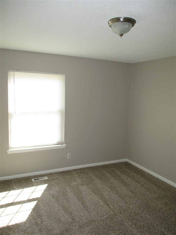 Country Club Park - Residential Lease