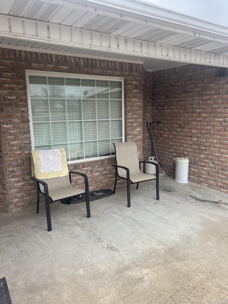 ENCLAVE - Residential