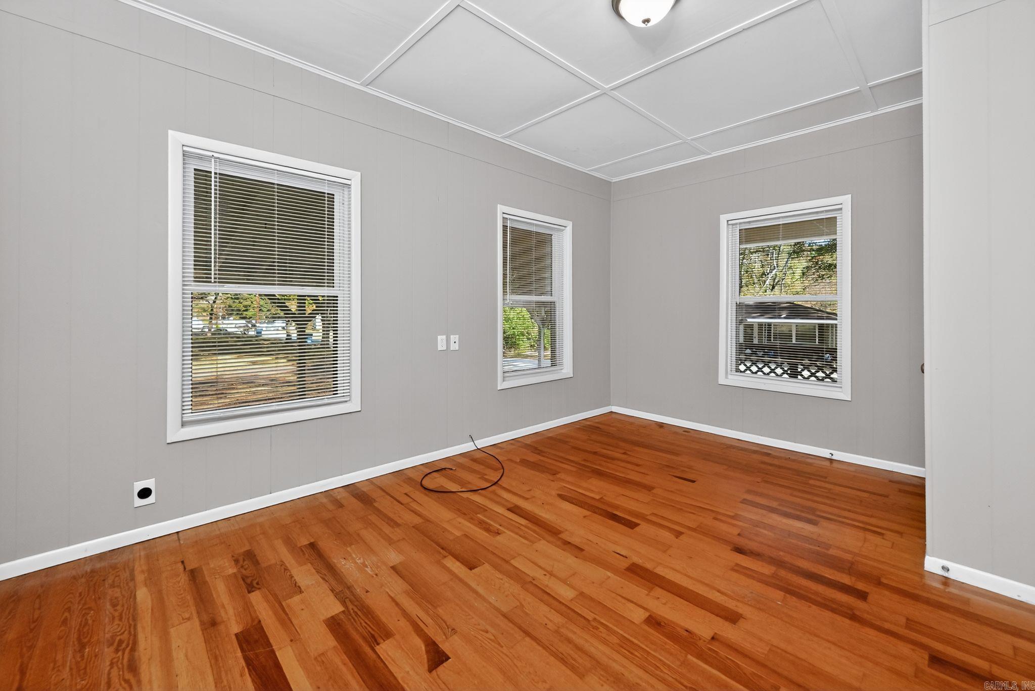 BENTON - Residential