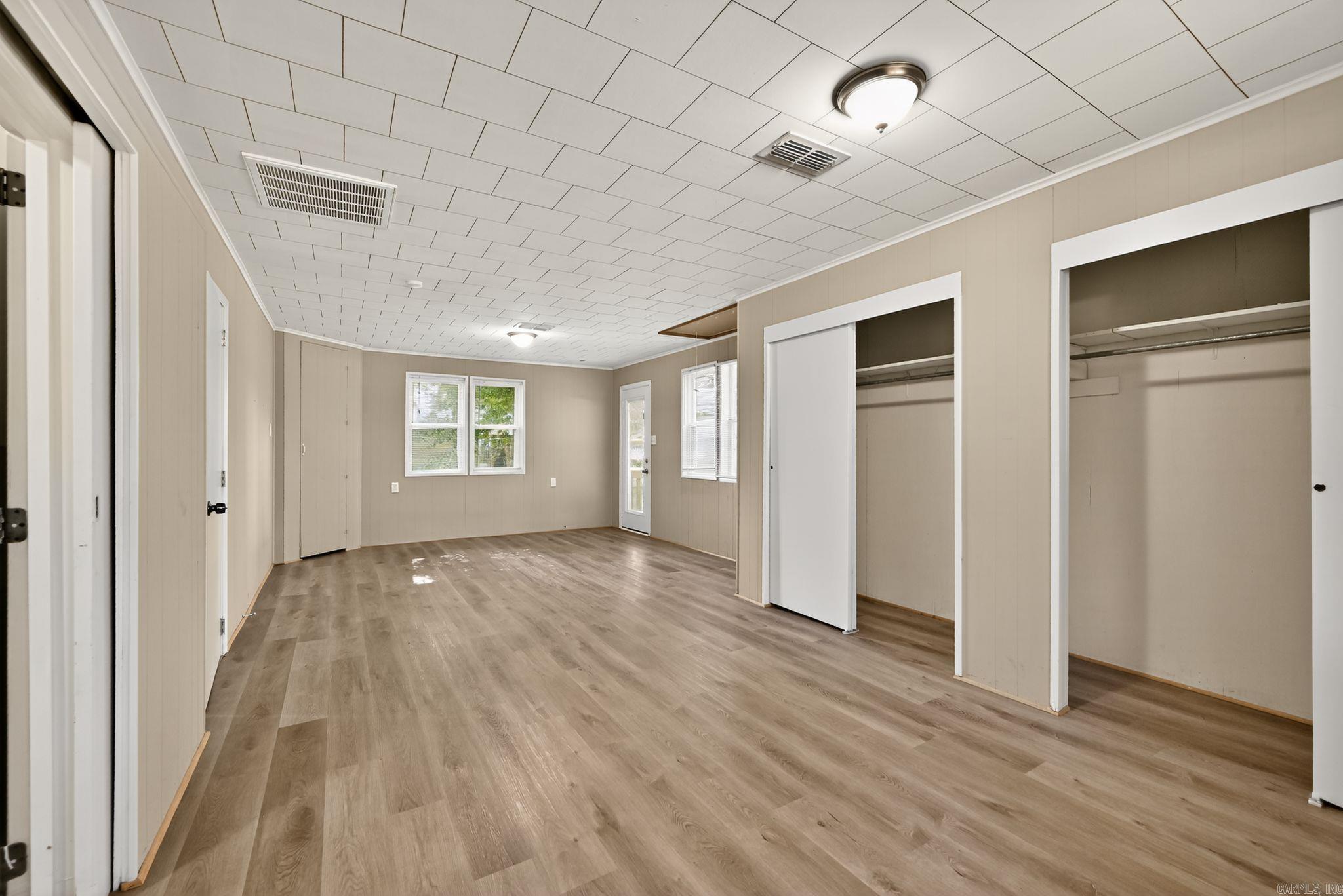 BENTON - Residential