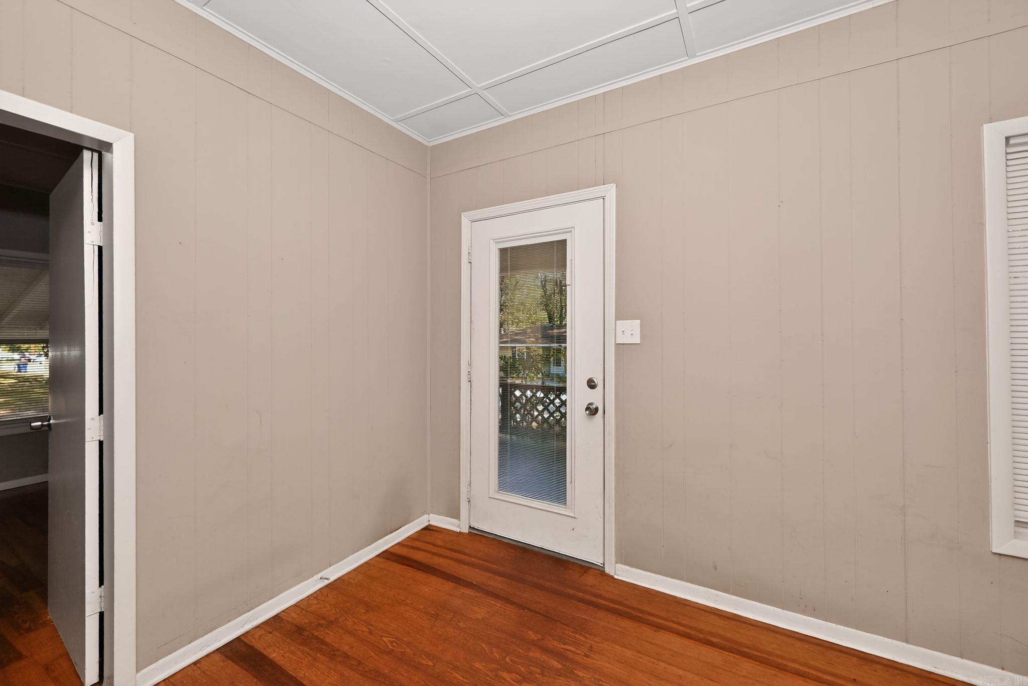 BENTON - Residential