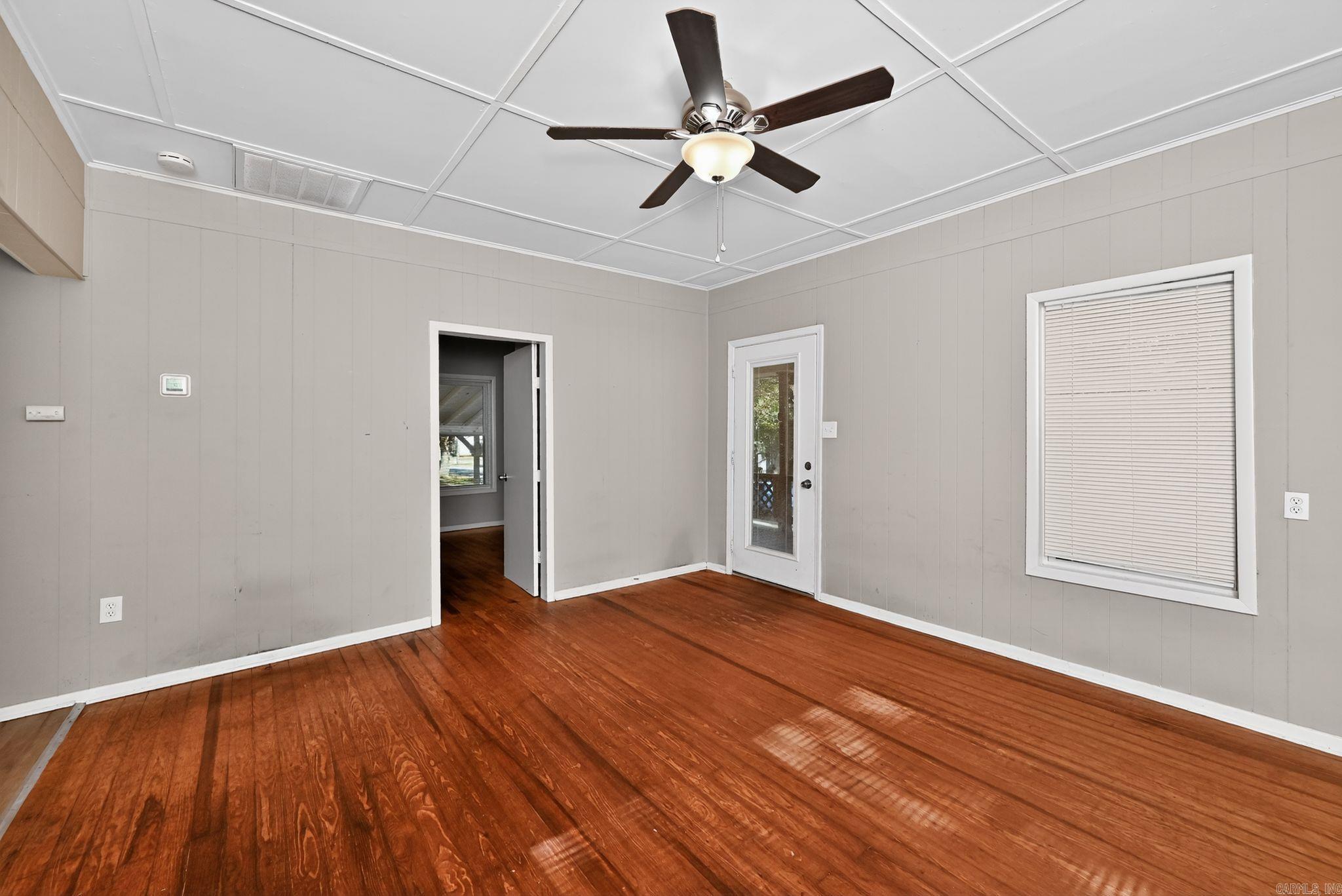 BENTON - Residential