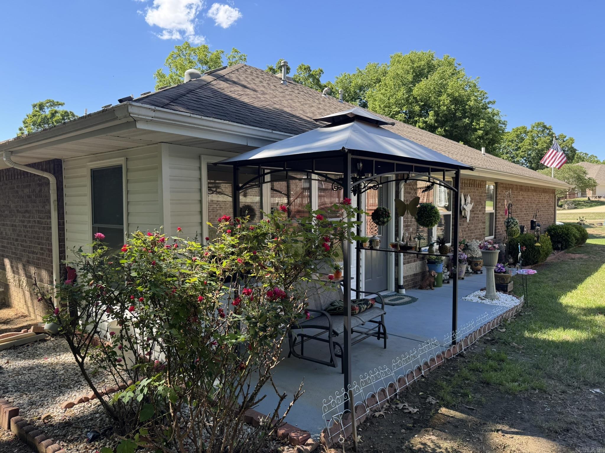 MEADOWS - Residential
