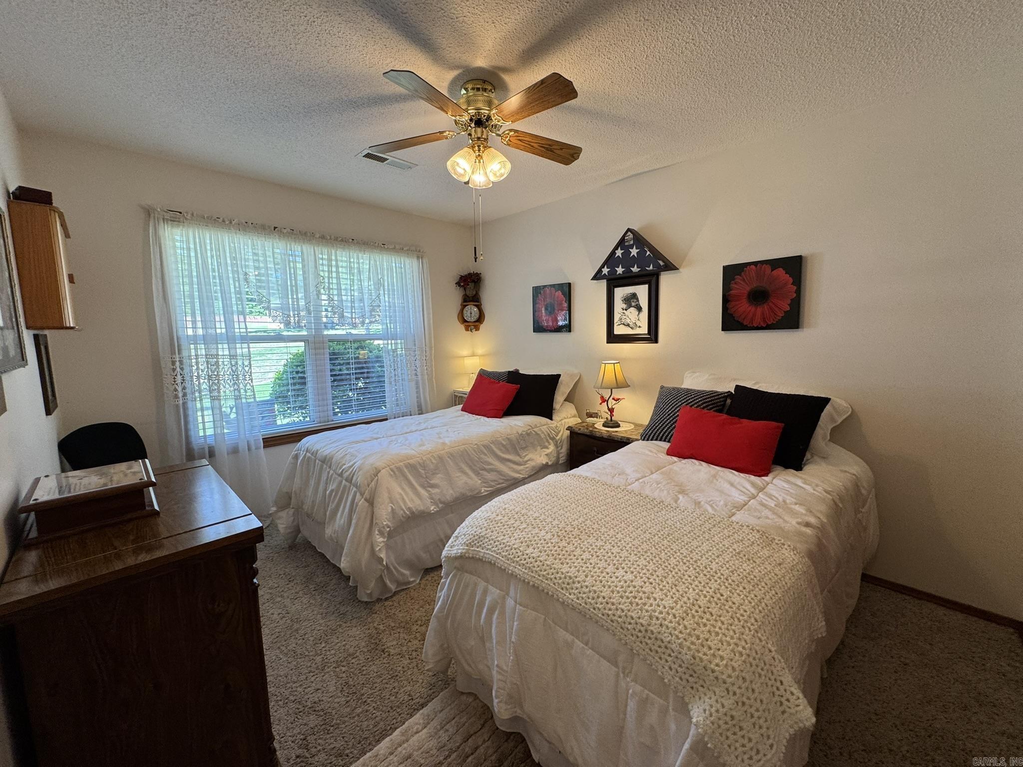 MEADOWS - Residential