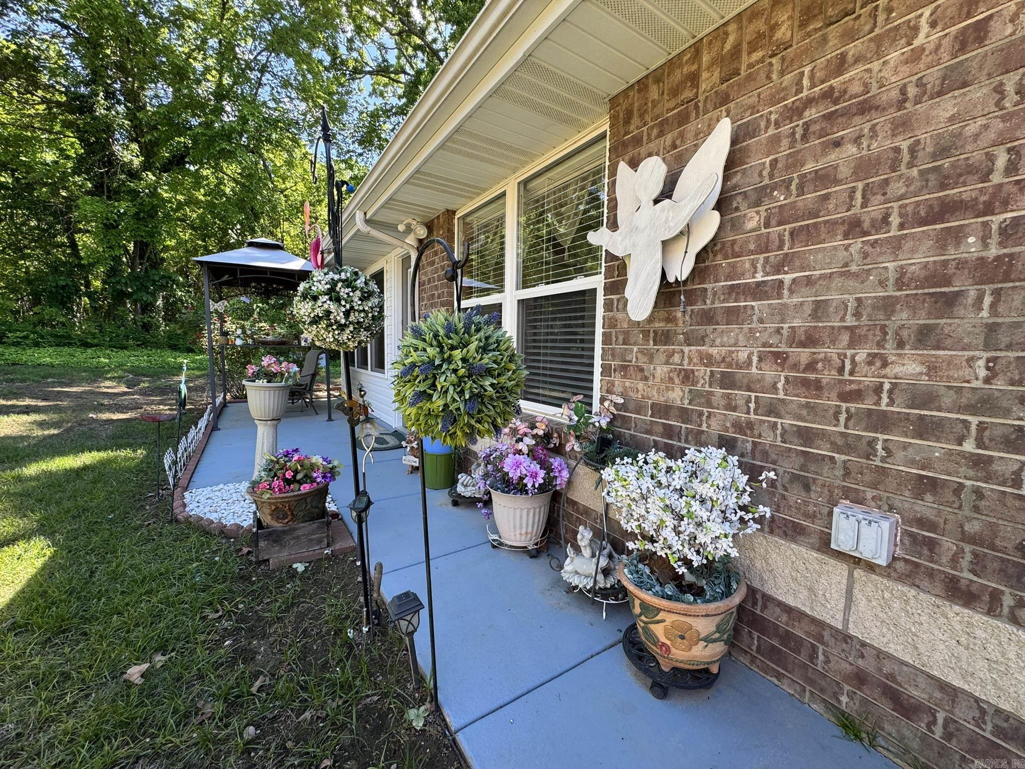 MEADOWS - Residential