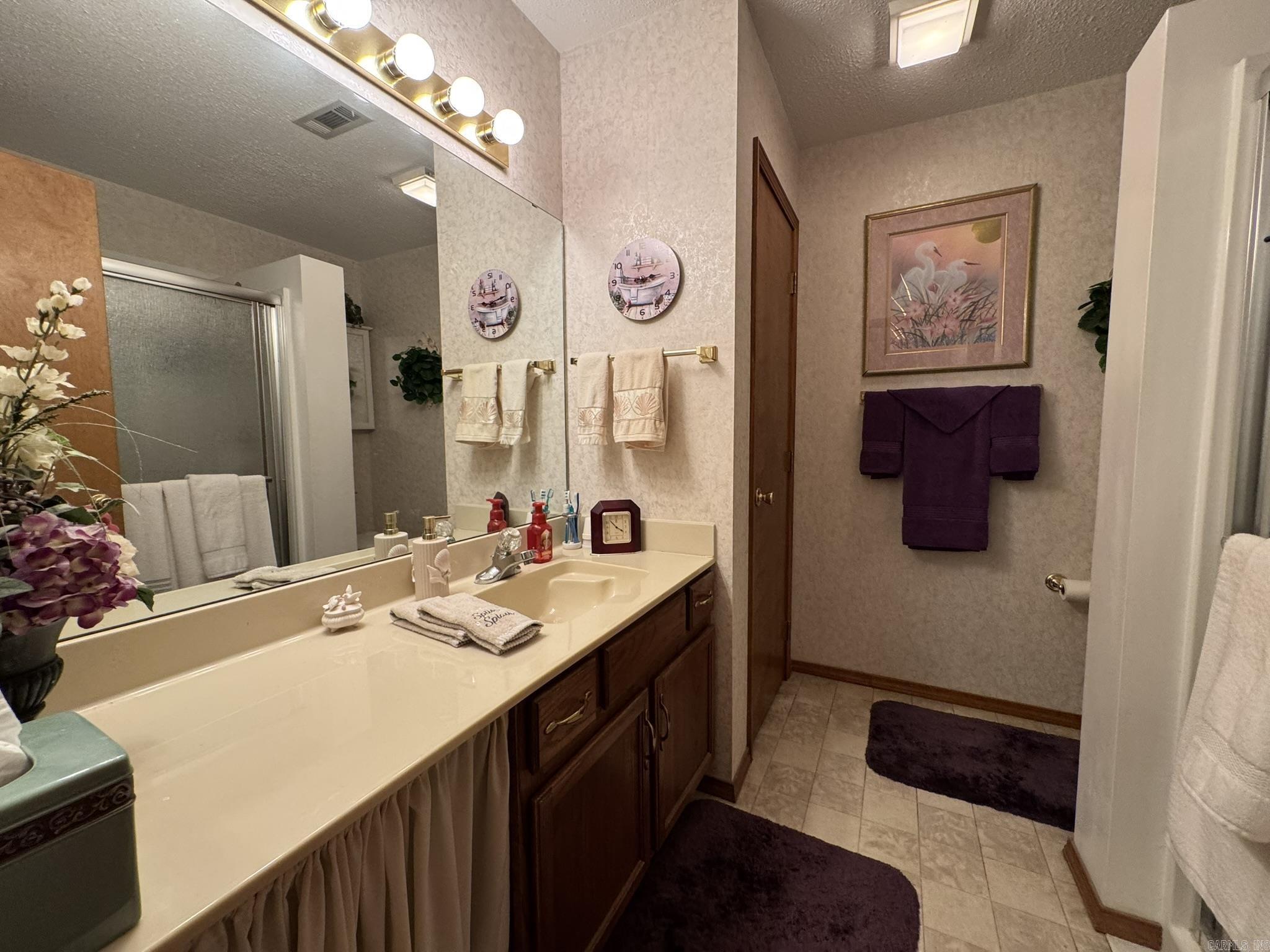MEADOWS - Residential