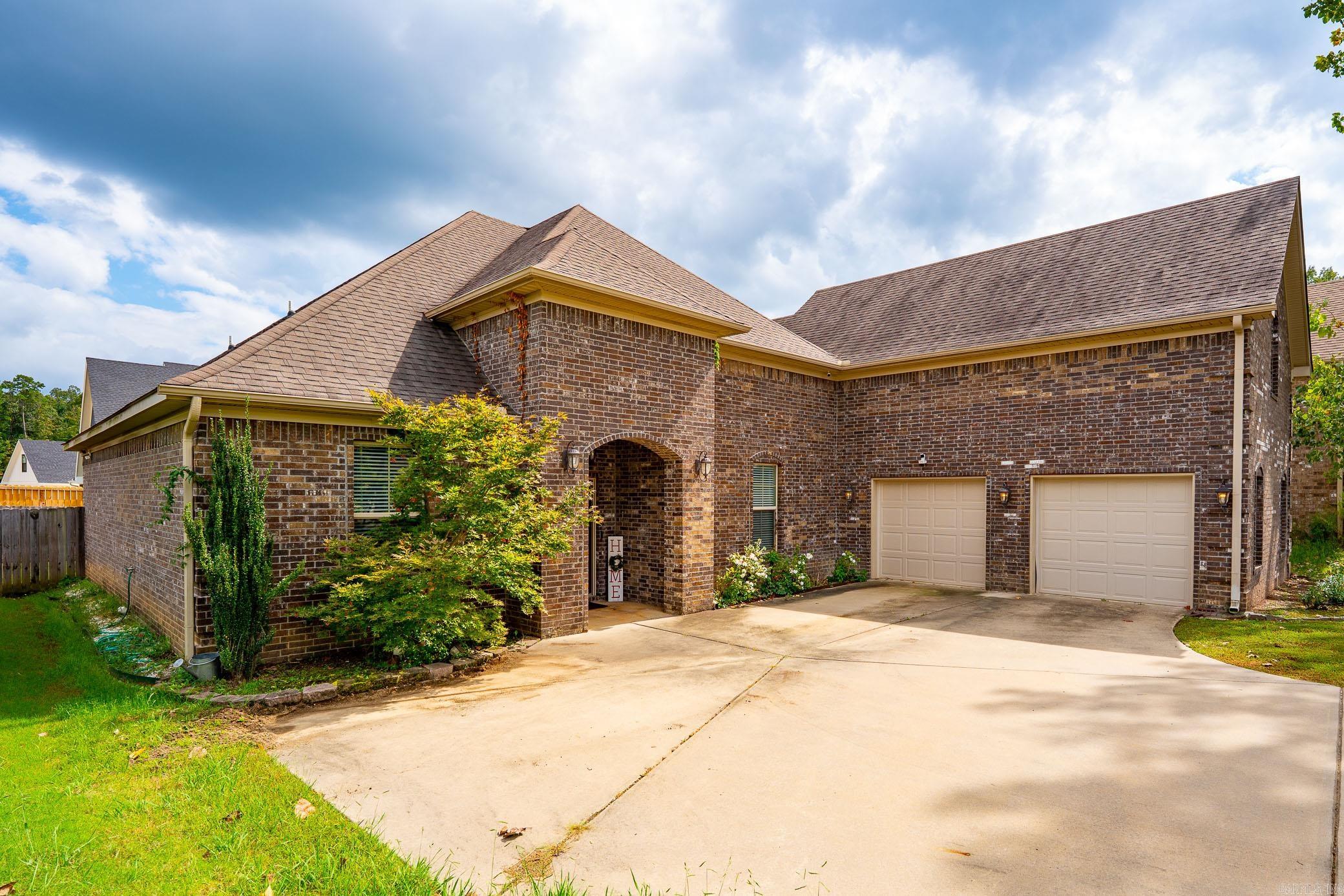 GRACE VILLAGE - Residential