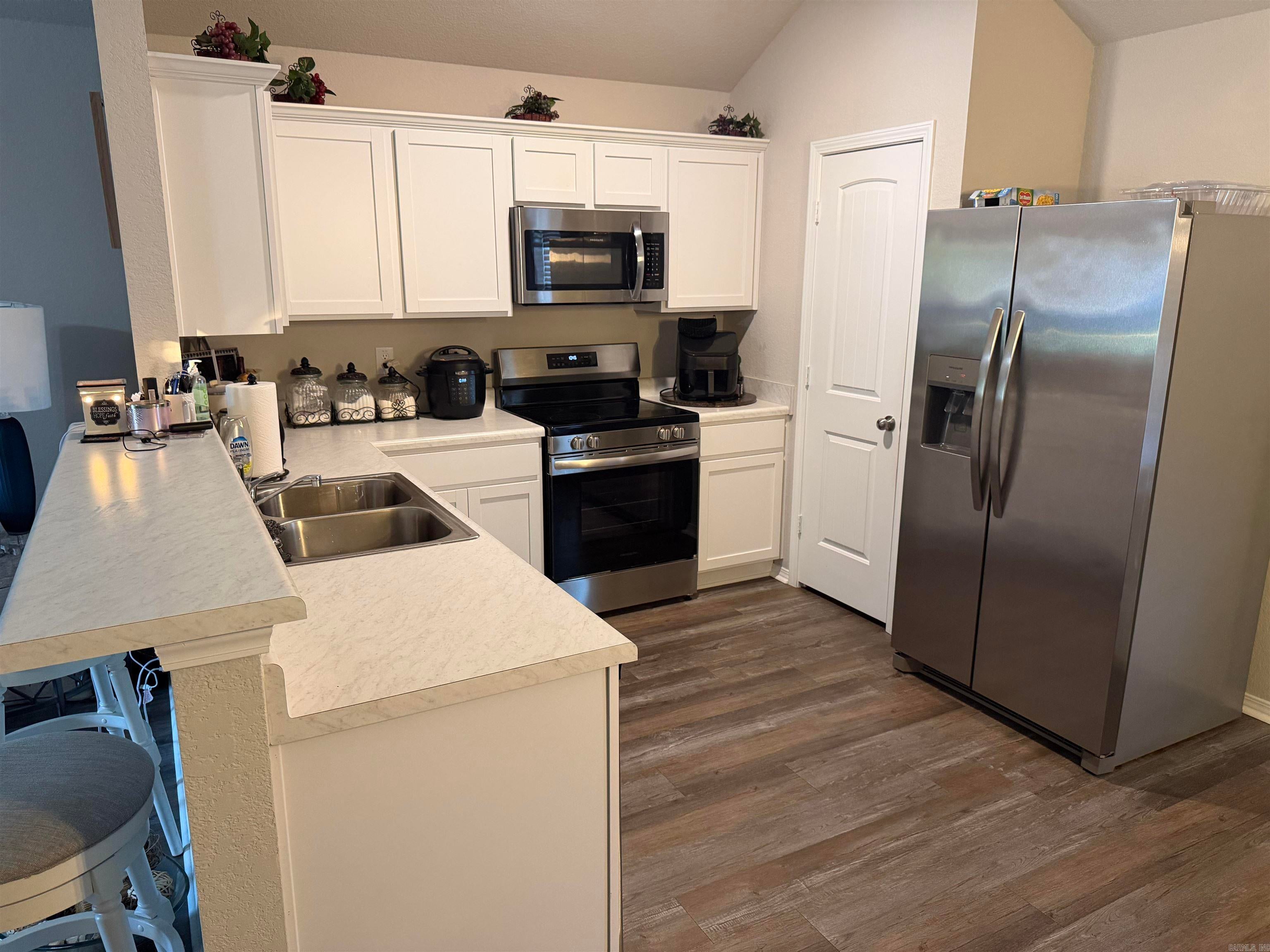 STAGECOACH MEADOWS - Residential