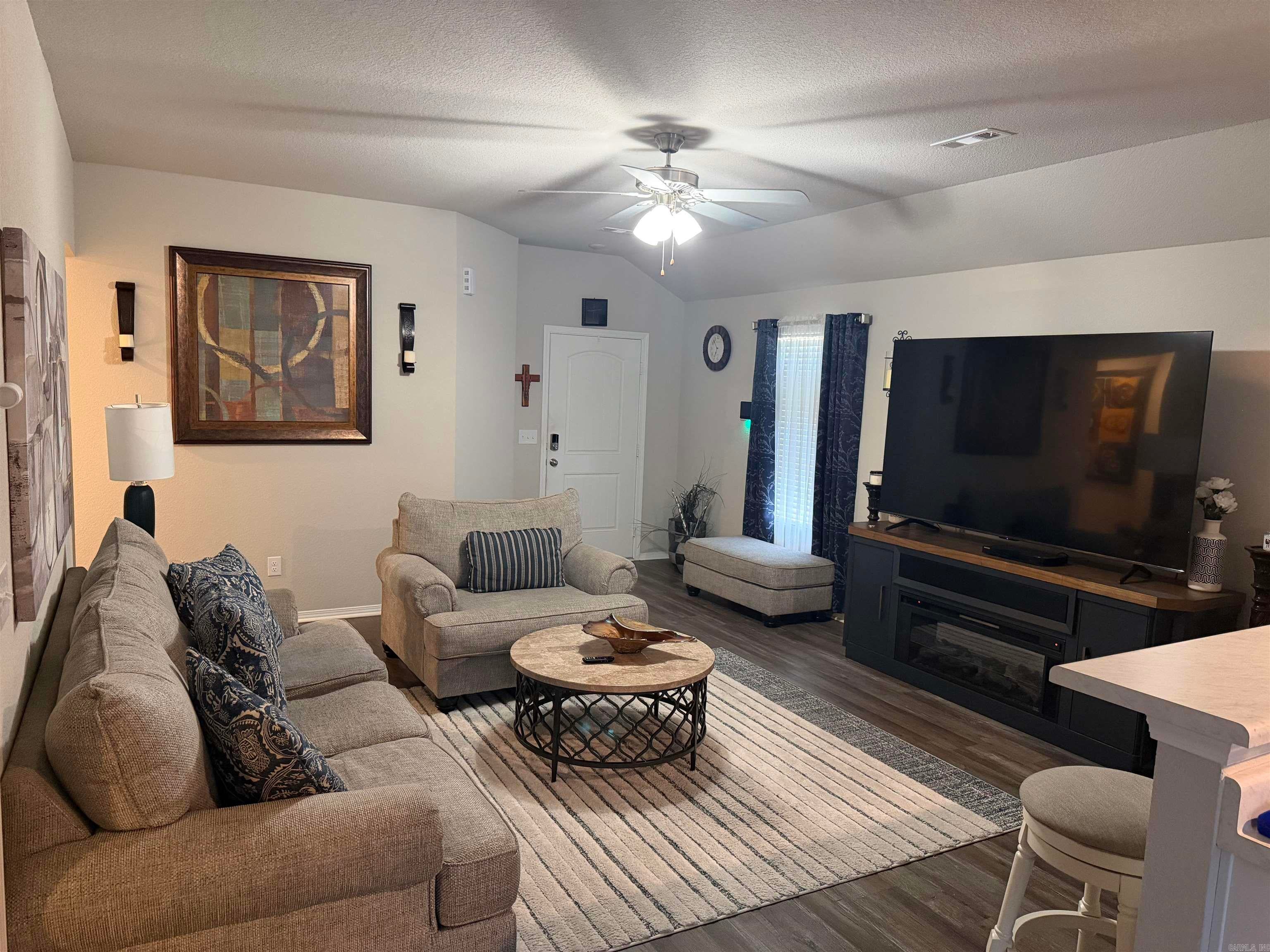 STAGECOACH MEADOWS - Residential