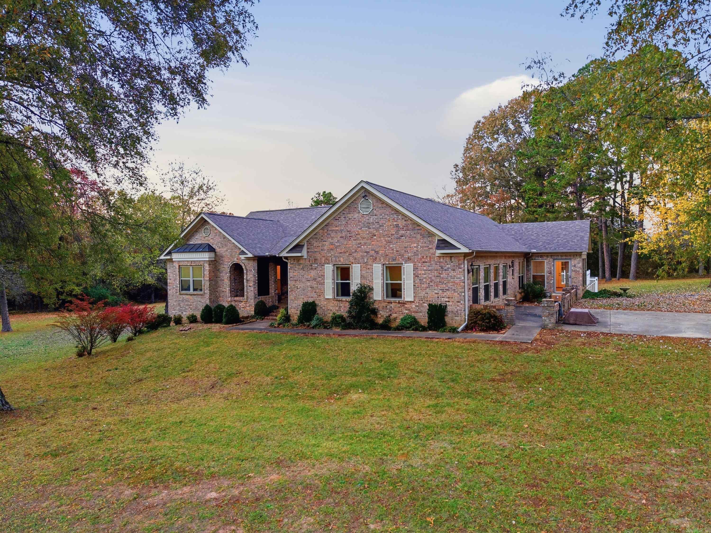 SUMMERHILL PLACE - Residential