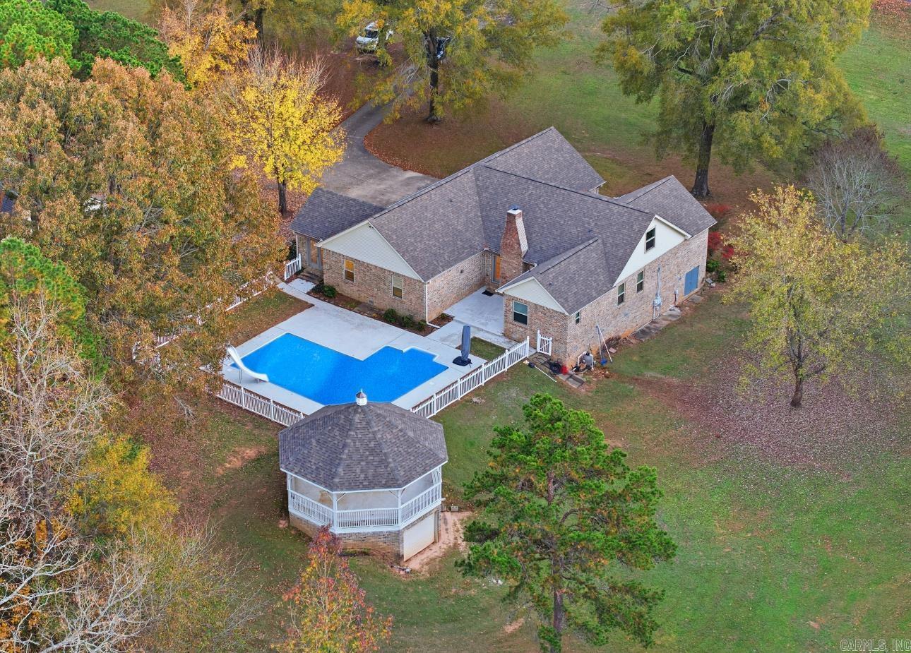 SUMMERHILL PLACE - Residential