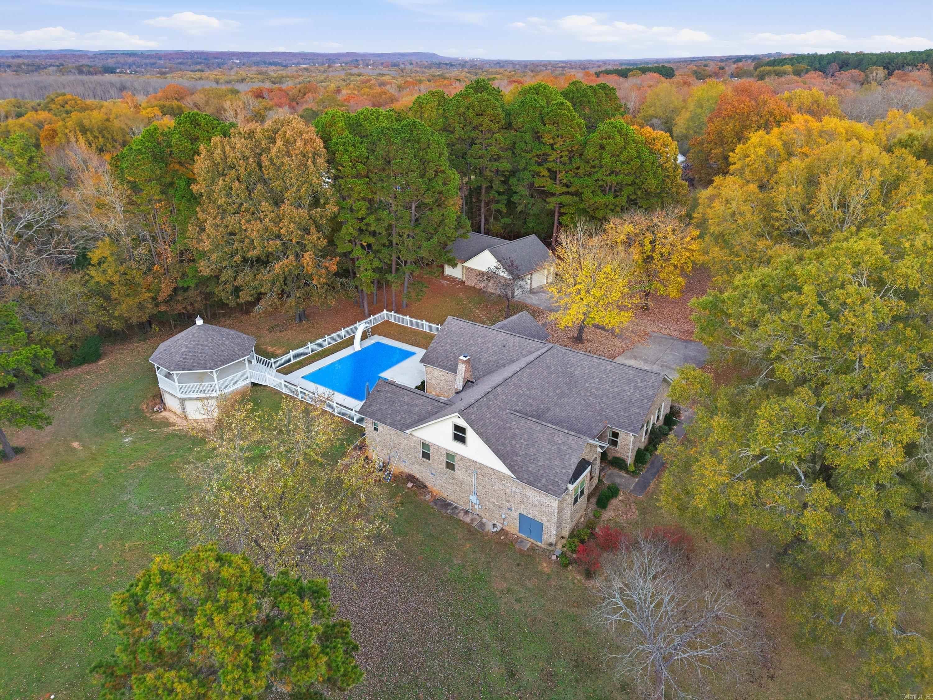 SUMMERHILL PLACE - Residential