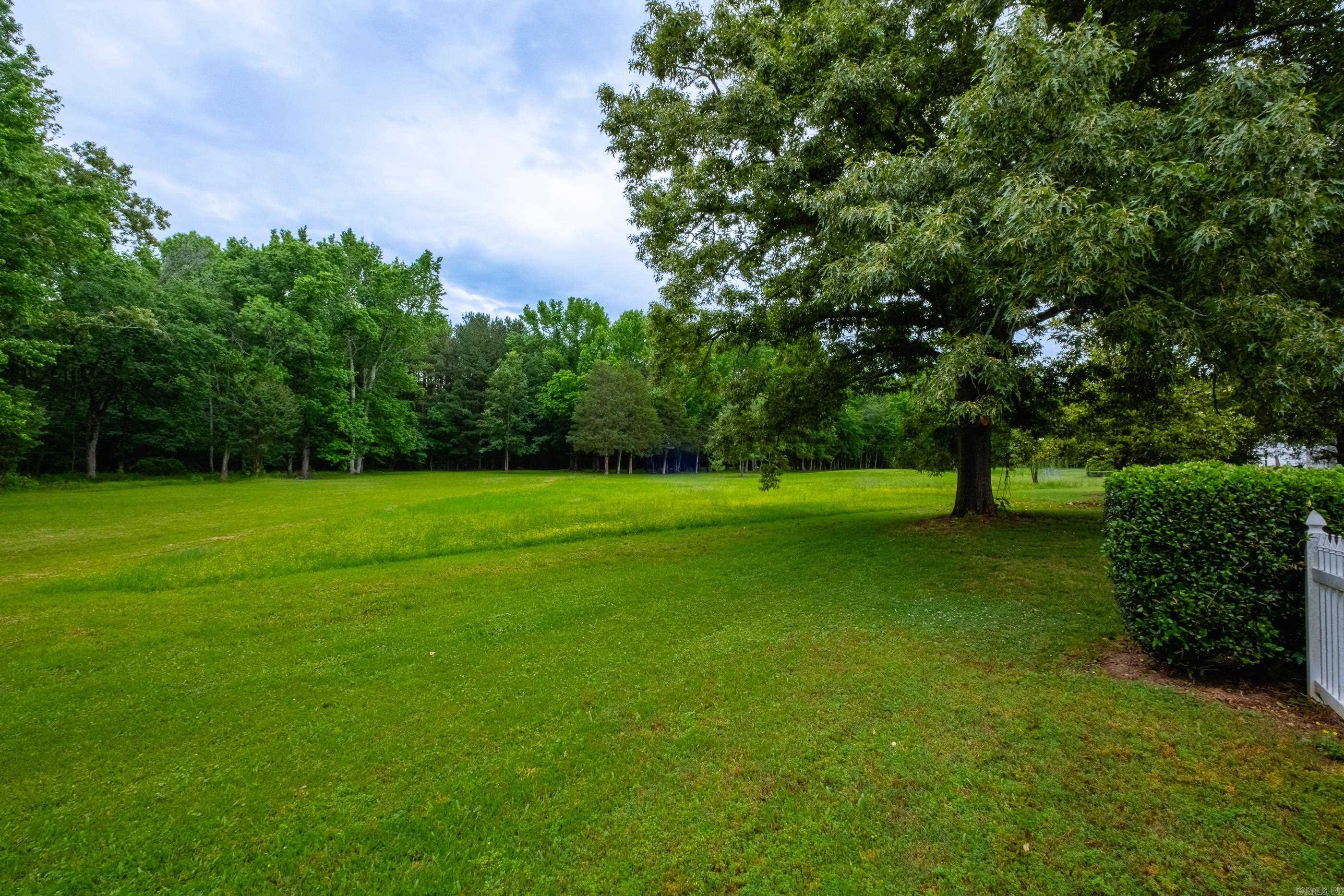 MCKENZIE MEADOW - Residential