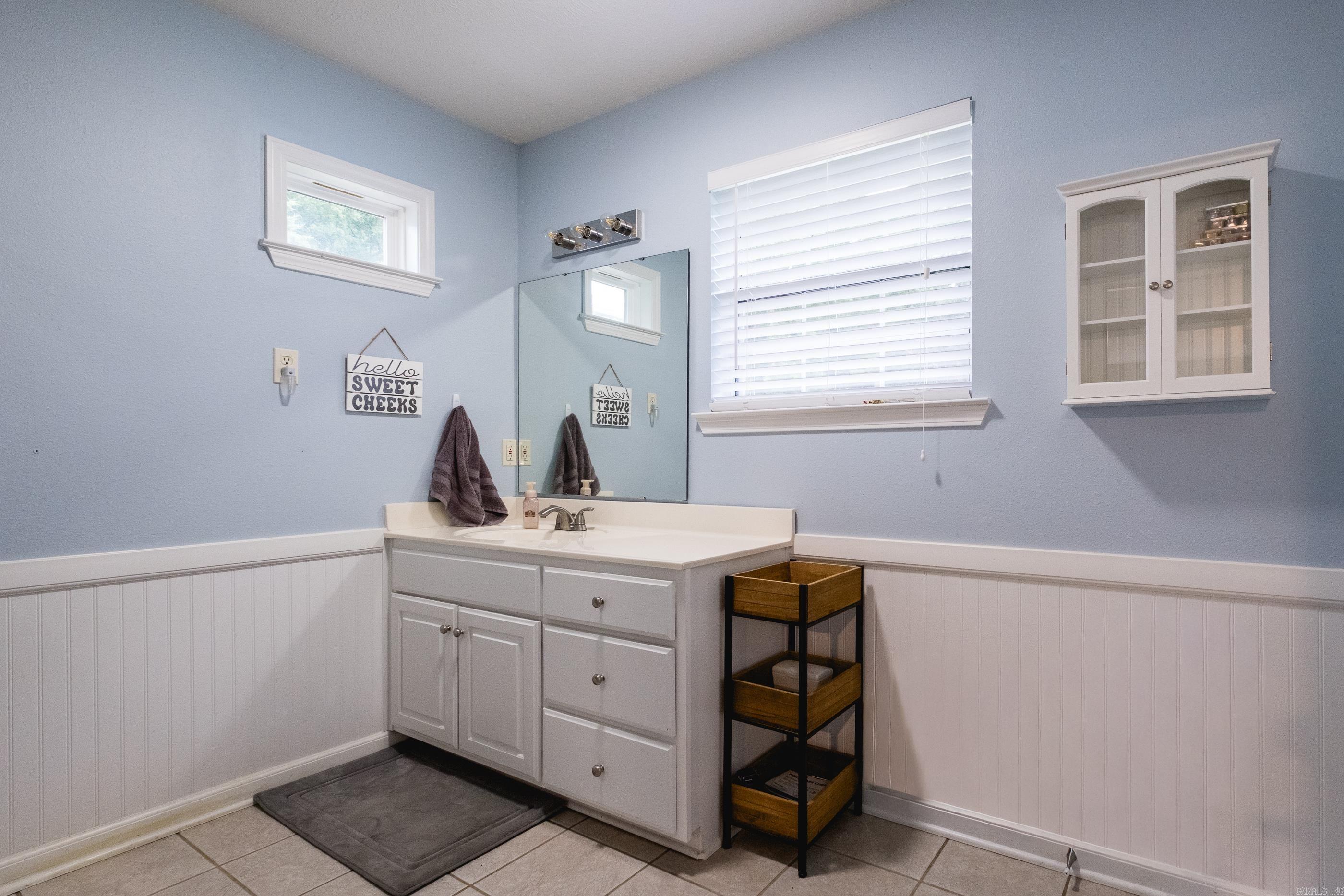 MCKENZIE MEADOW - Residential
