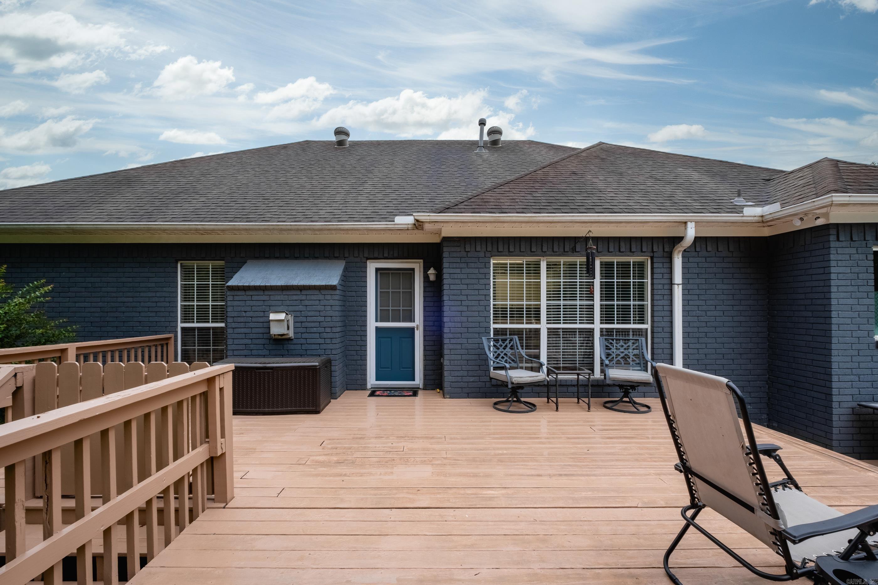MCKENZIE MEADOW - Residential