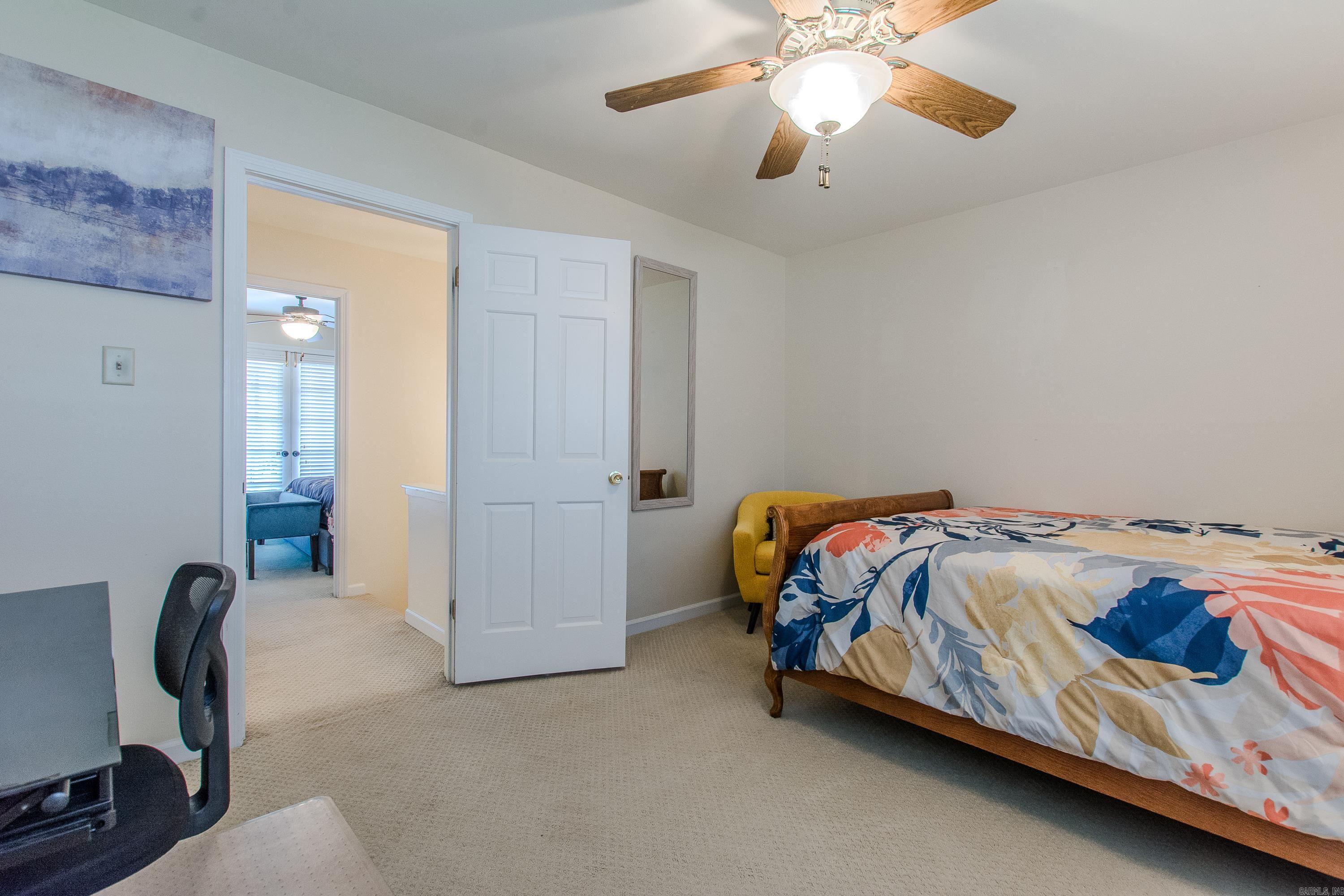 KINGSBRIDGE TWNHSE - Residential